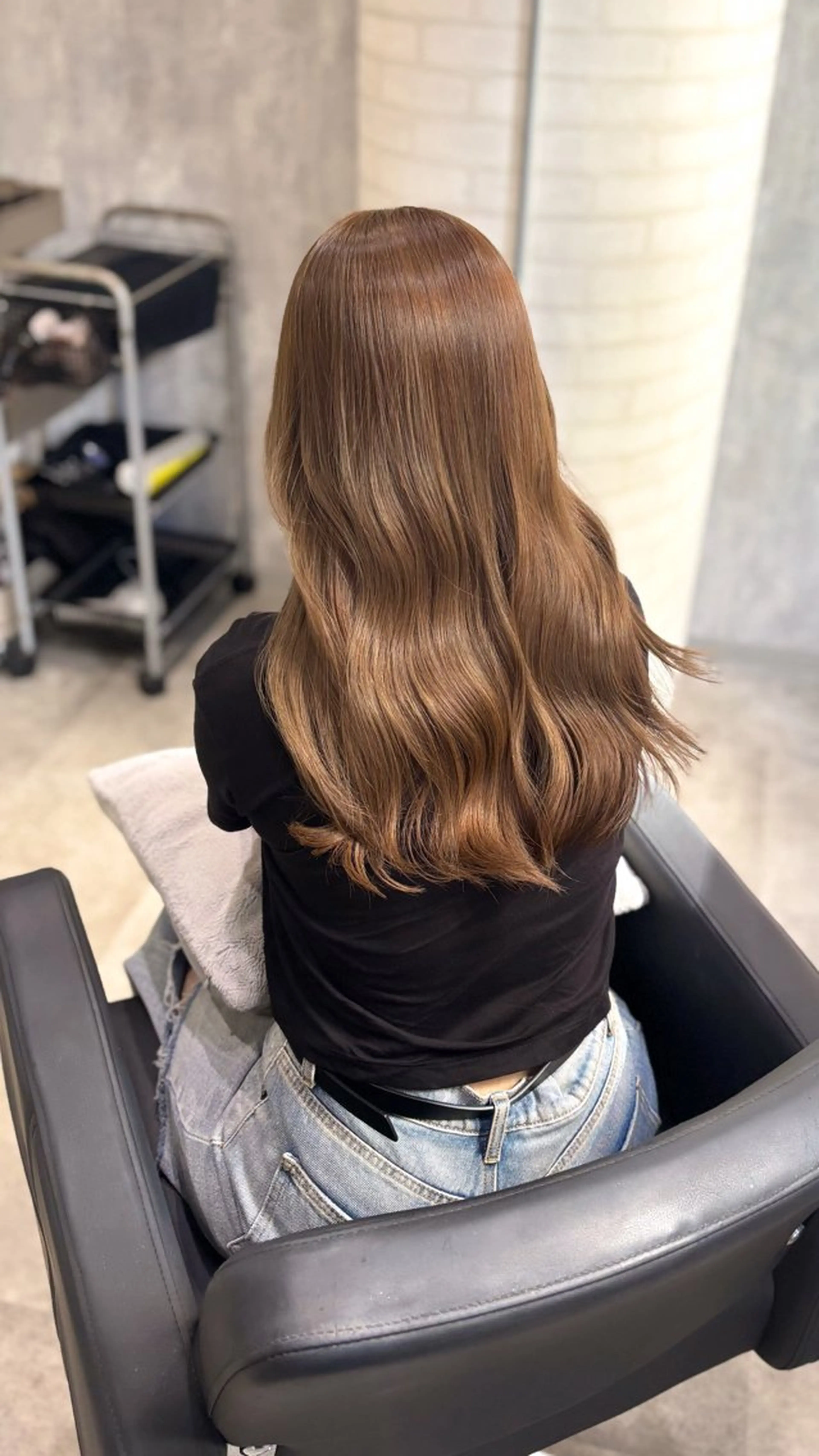 セミロング カラー カット ヘアカラー 詩乃 暖色系🎀レイヤーのヘアスタイル