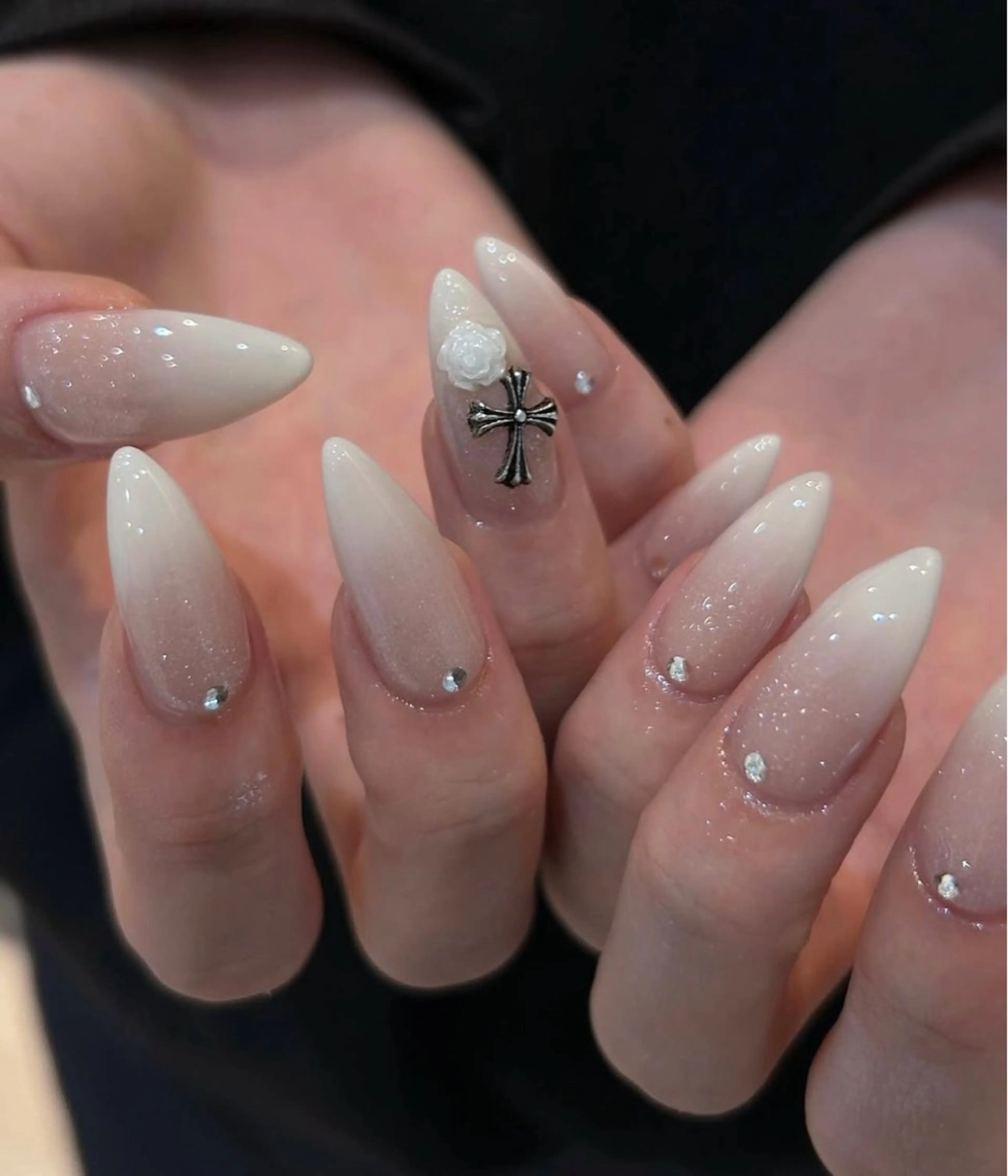 ネイル ハンドネイル BERA NAILSのネイルデザイン