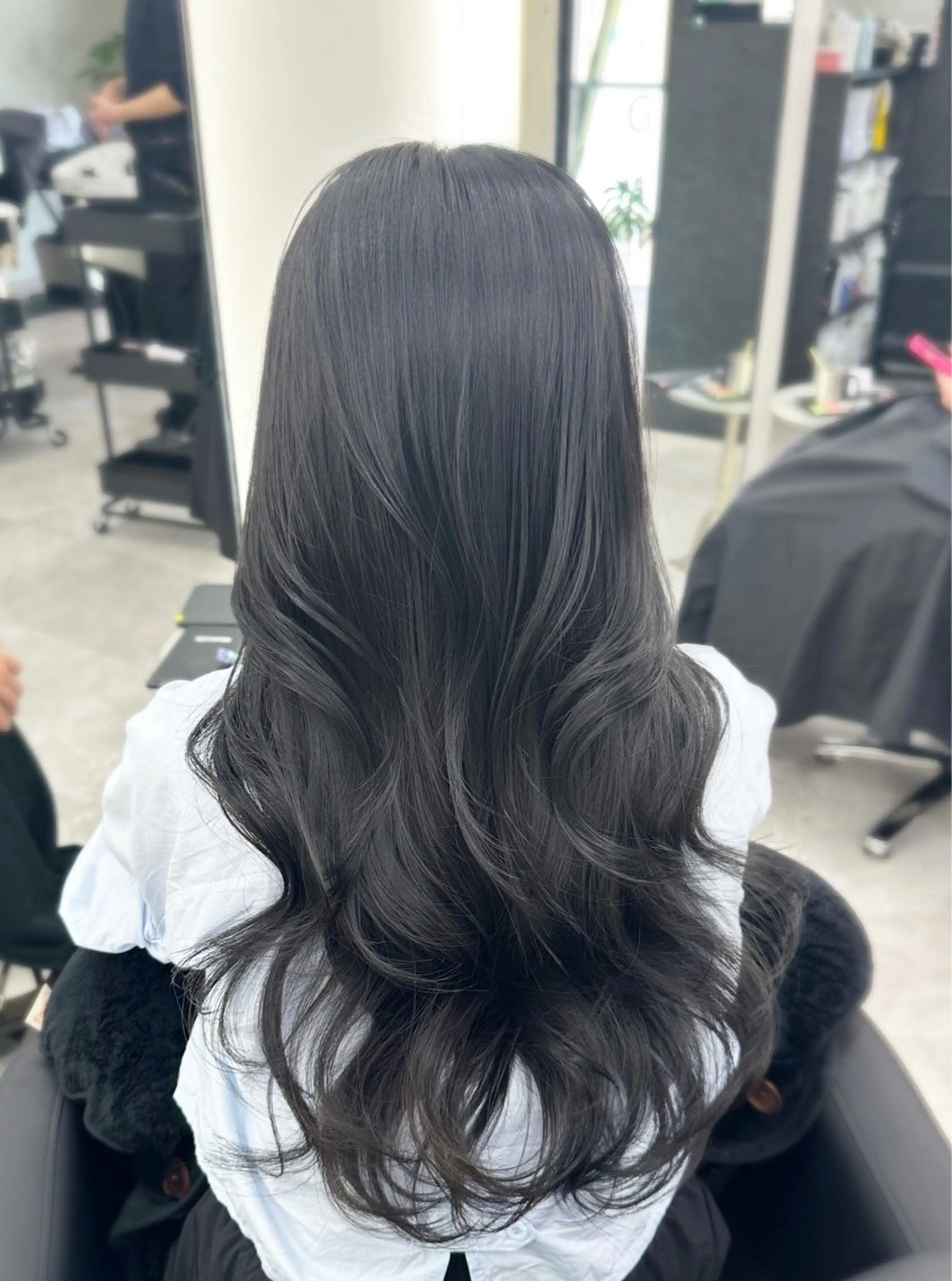 ロング カット ヘアカラー トリートメント 堀江/透明感 ベージュ/白川幸太のヘアスタイル