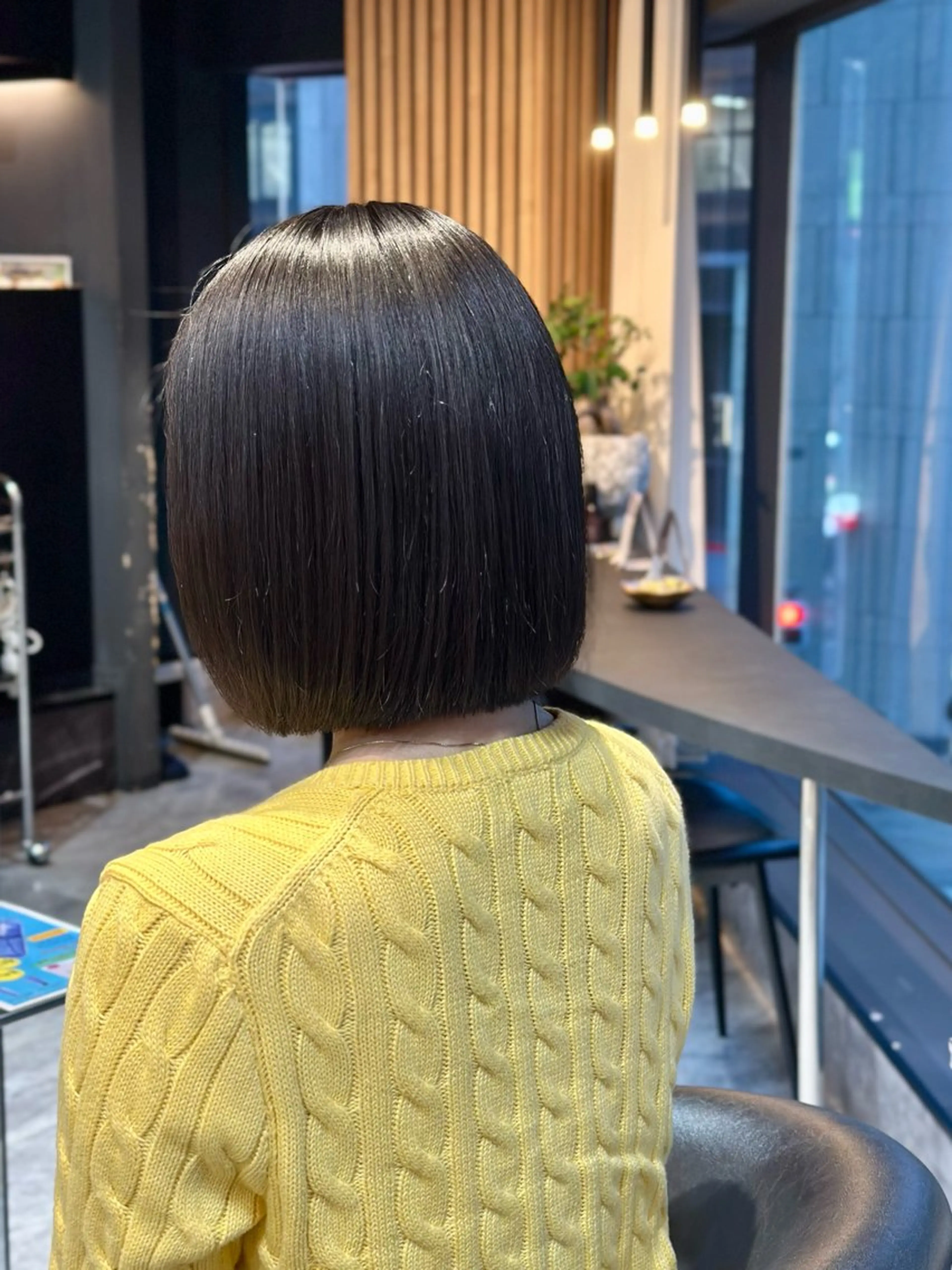 ショート 切りっぱなしボブ ボブ 髪質改善 酸性ストレート 縮毛矯正 レイヤーボブ/ 髪質改善/佐々木駿弥のヘアスタイル