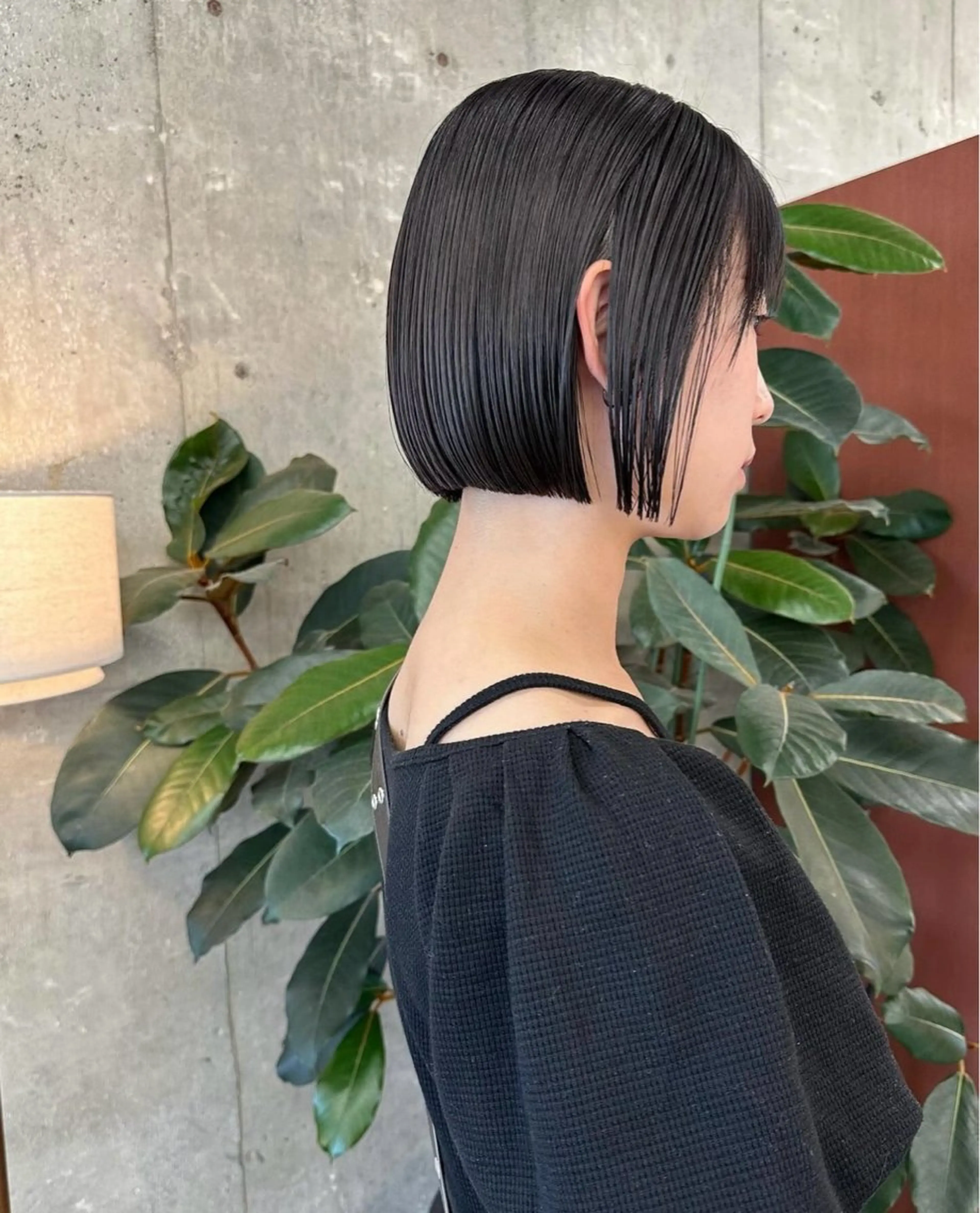 カラー ボブ 伊藤 凜のヘアスタイル