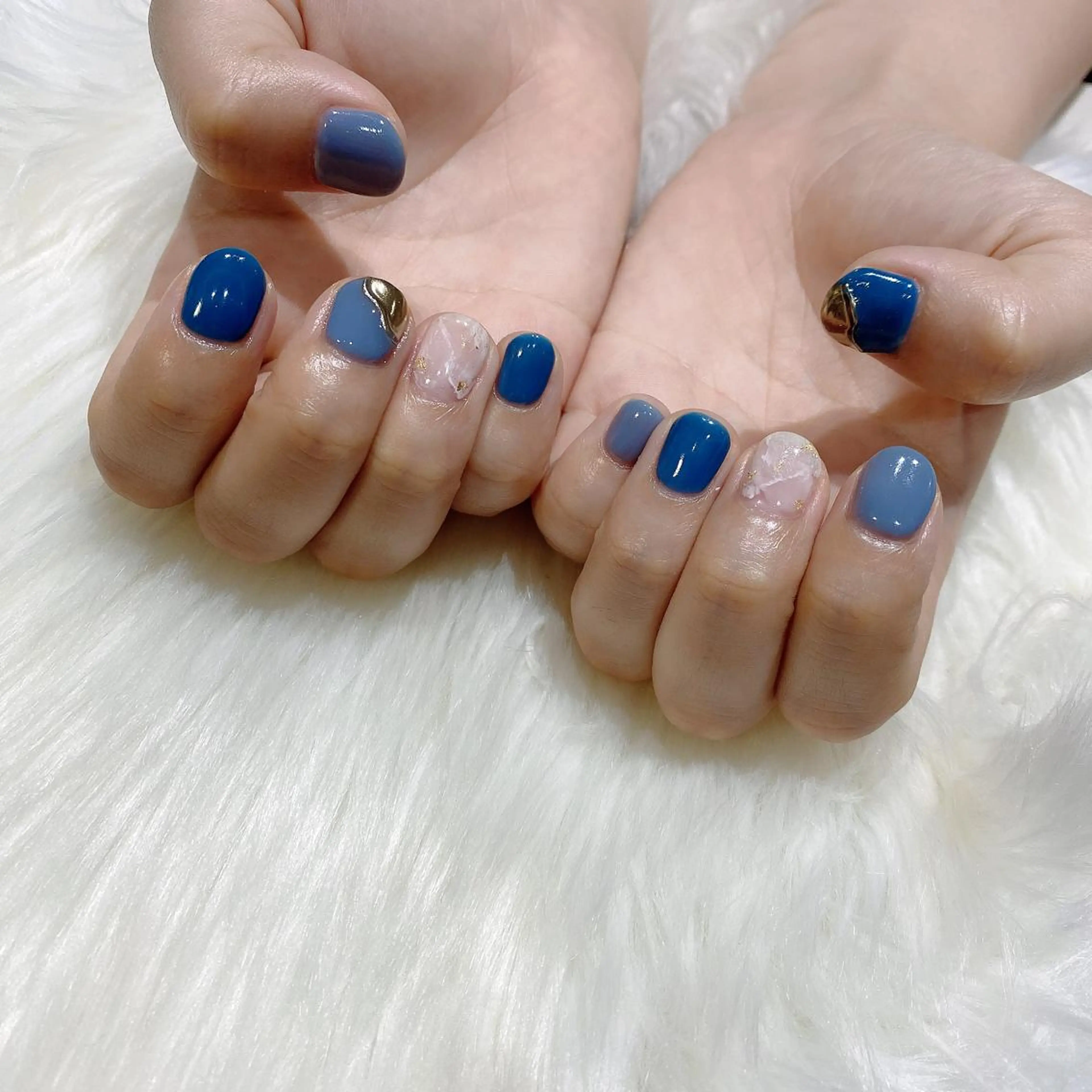 ネイル ハンドネイル 西岡 杏のネイルデザイン