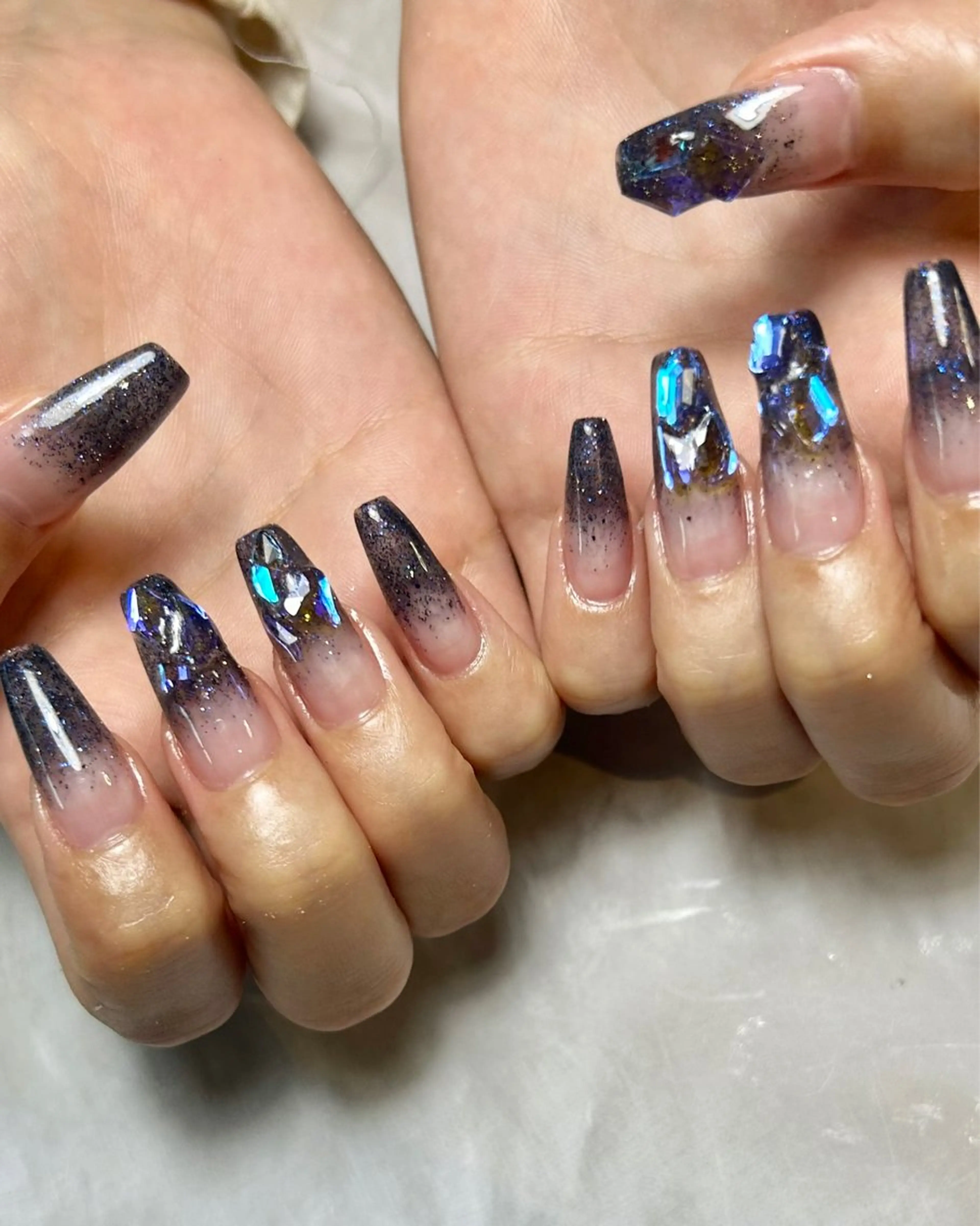 ネイル キラキラネイル 持ち込み ネイビー ハンドネイル Reflection marikoのネイルデザイン