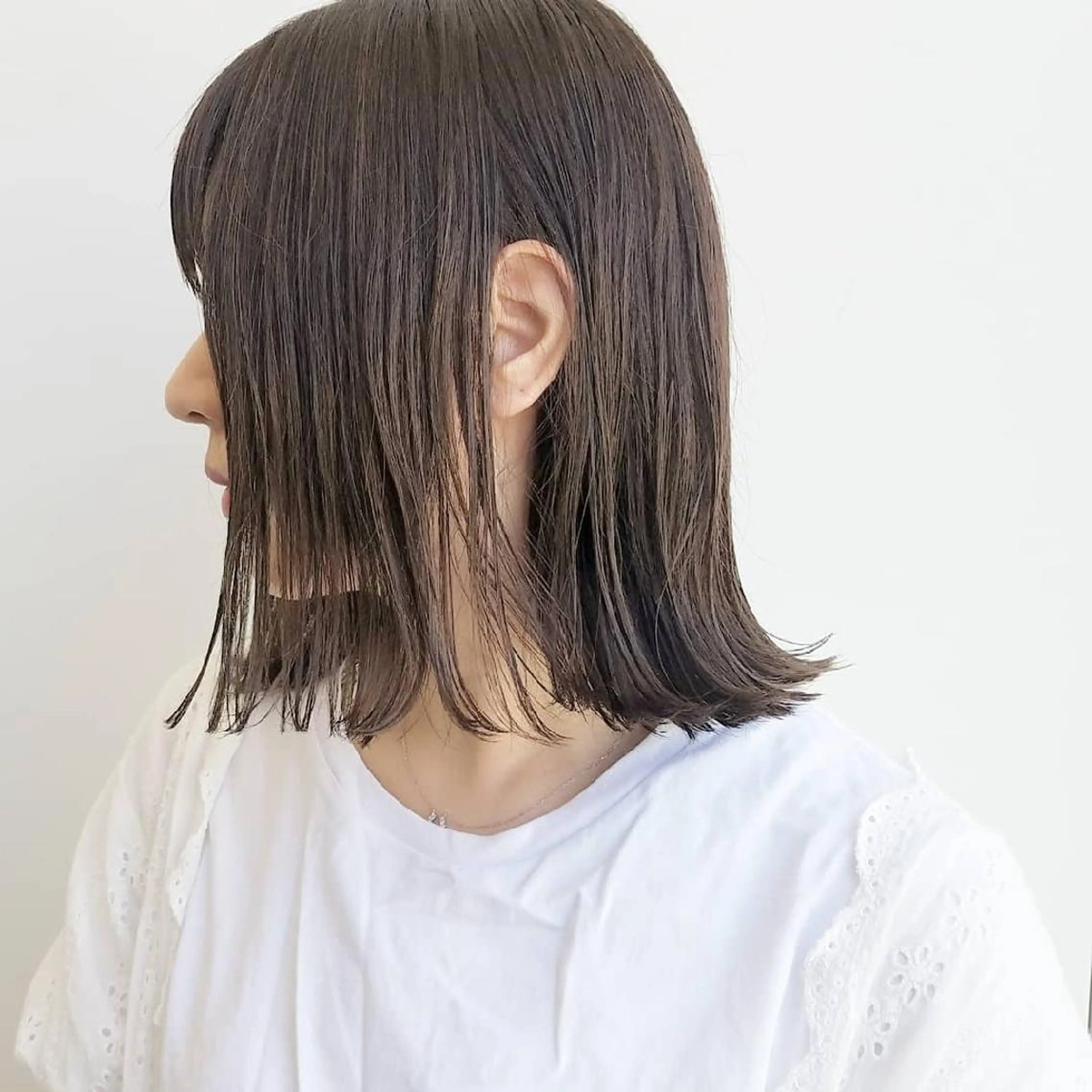 ミディアム カラー 伸ばしかけ iplus✴ まつげ、眉毛、耳つぼのマツエク・マツパデザイン