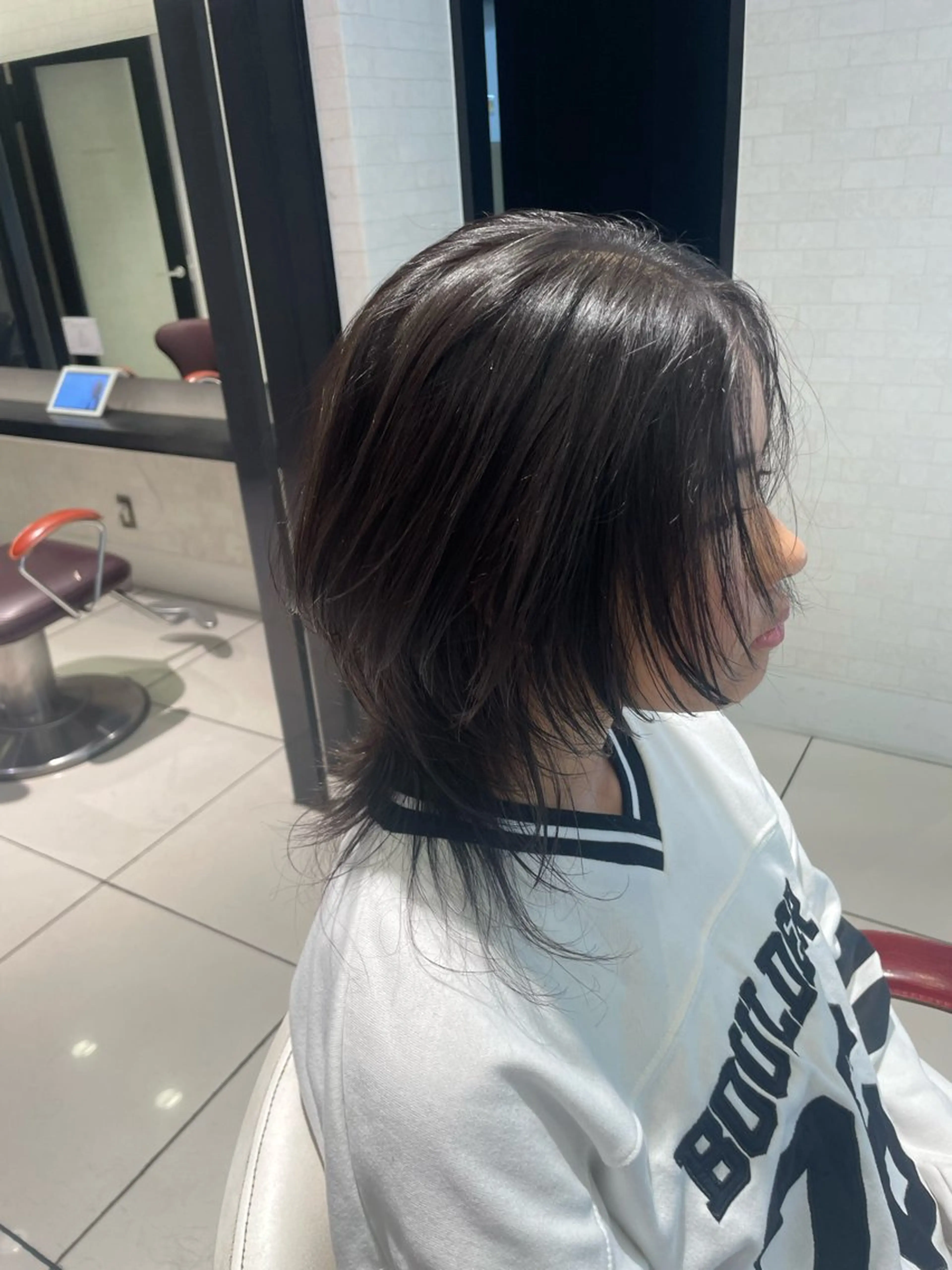 ミディアム ウルフカット 💈髪質改善特化💈 岡田 侑輝のヘアスタイル