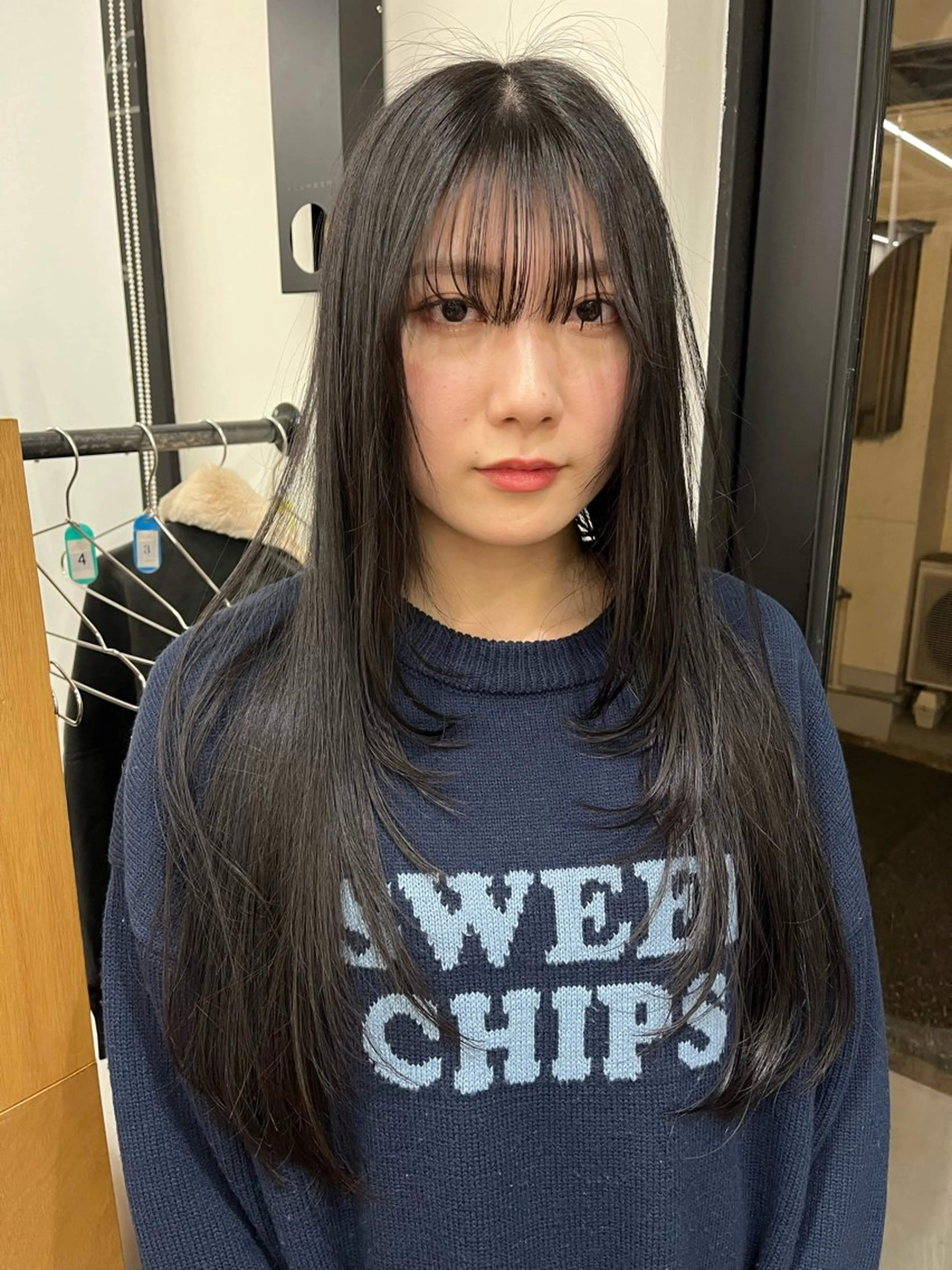 ロング カラー 顔まわりレイヤー 顔周りカット レイヤーカット ロング カット ヘアカラー miyu /レイヤー/ブリーチのヘアスタイル