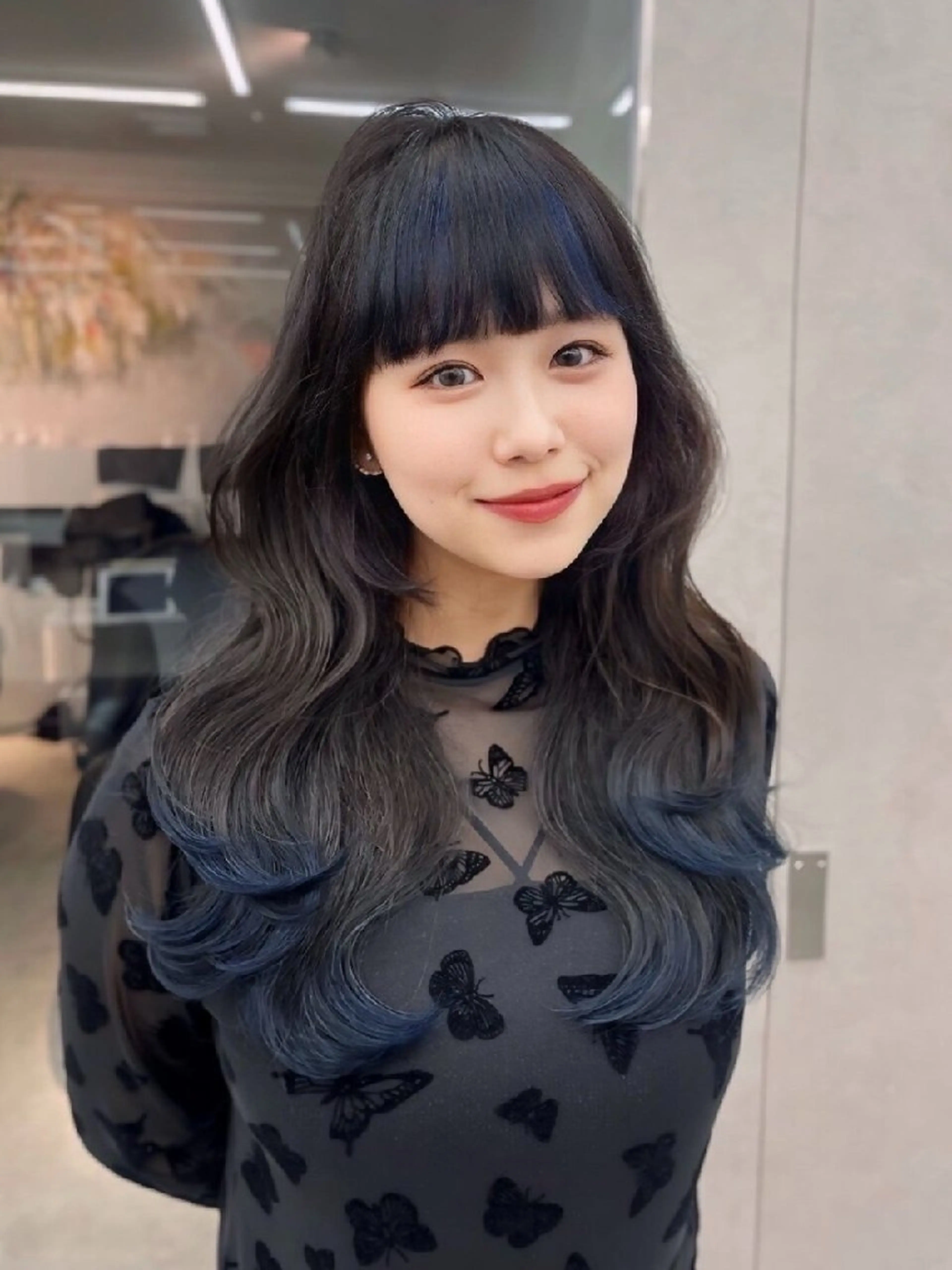 カラー ロング カット ヘアカラー トリートメント Lond Mirrorのヘアスタイル