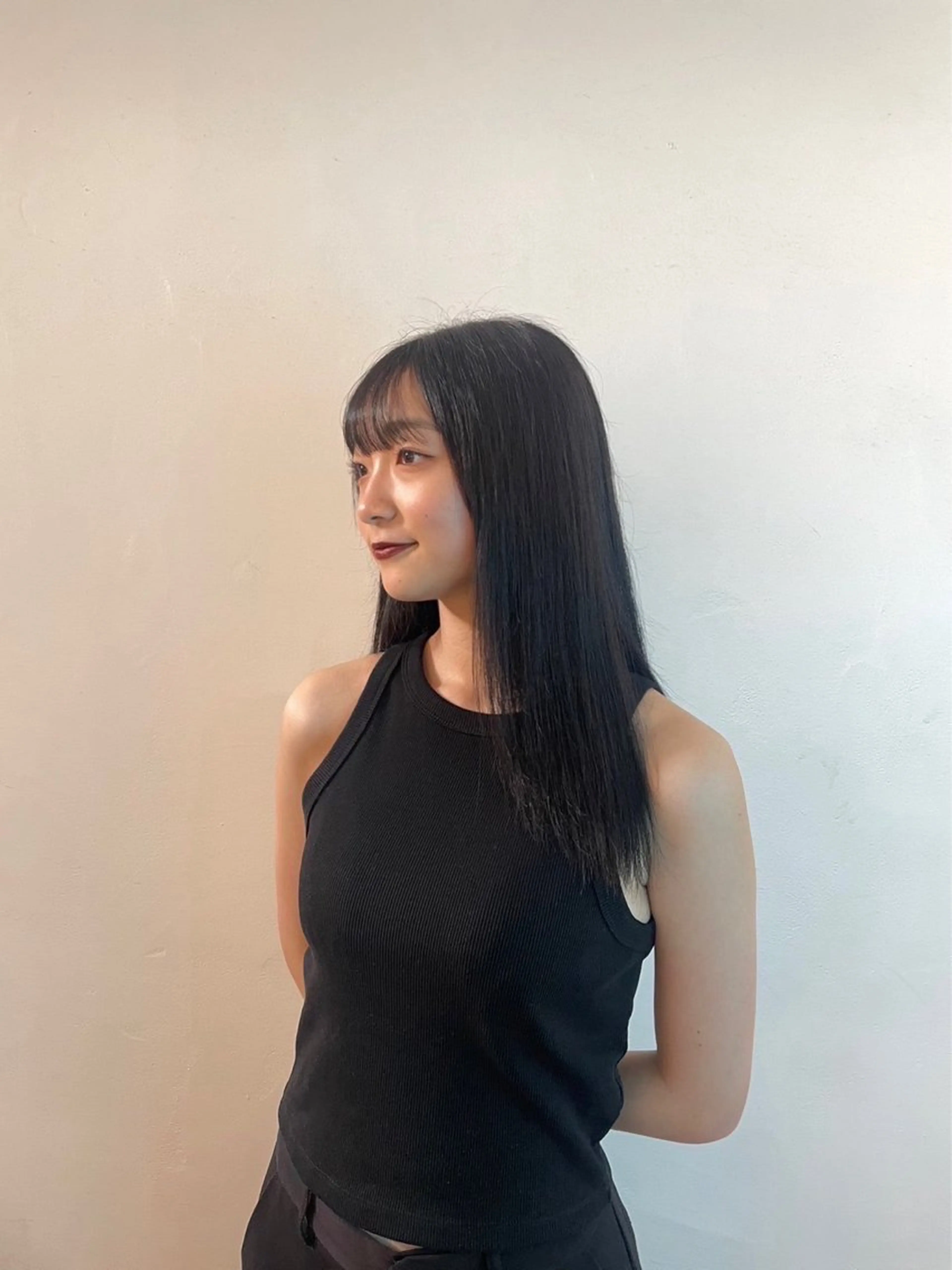 ミディアム カラー ヘアカラー トリートメント 🌟暖色系ハイトーン 🌟AIのヘアスタイル