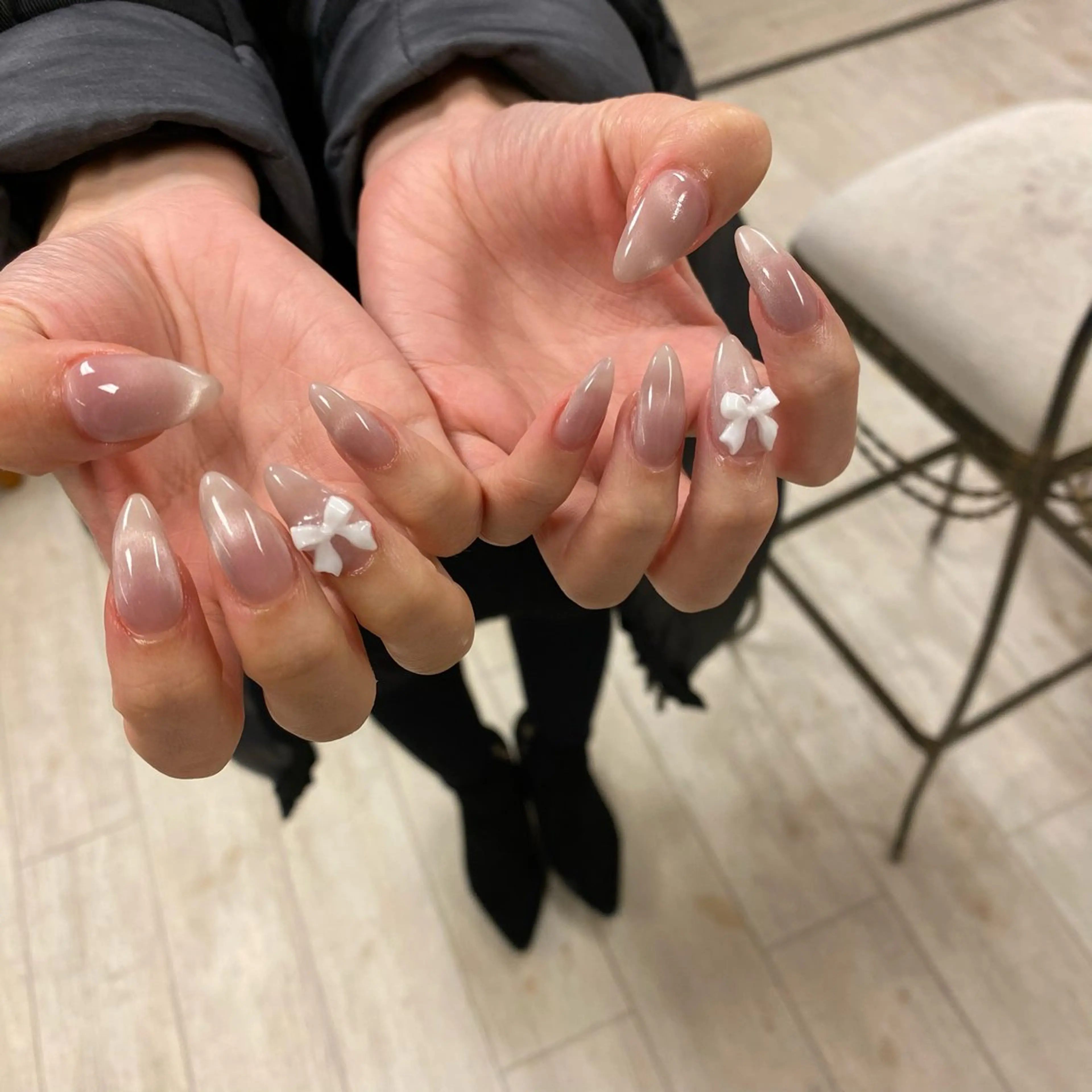 ネイル フレンチネイル マグネットネイル マグネットフレンチ ハンドネイル SAKURA Total Beauty所属・SAKURA 中島のネイルデザイン