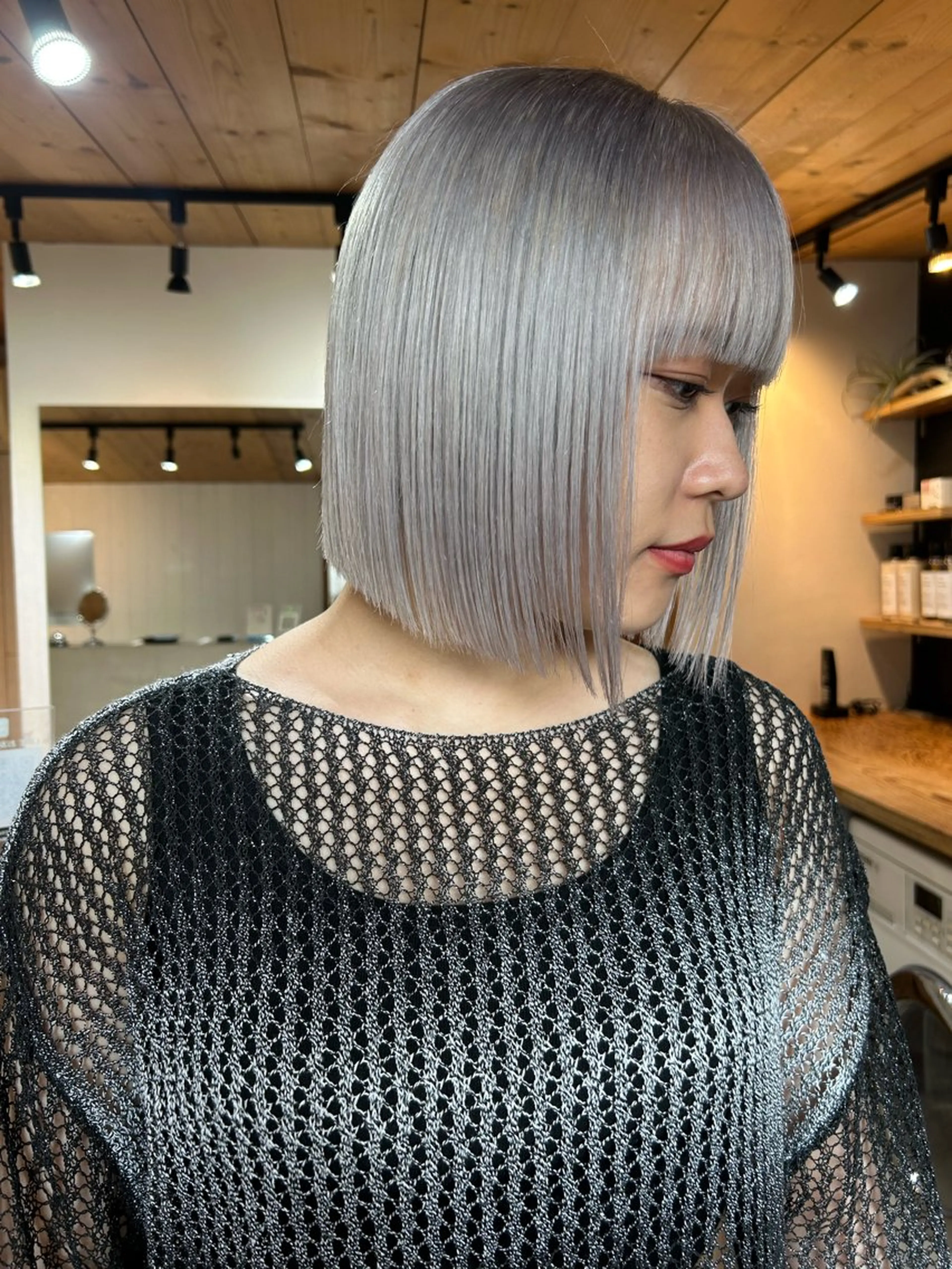 ショート カラー メンズ シルバー カット ヘアカラー トリートメント 🧸艶々韓国ヘア 🧁mizunaのヘアスタイル