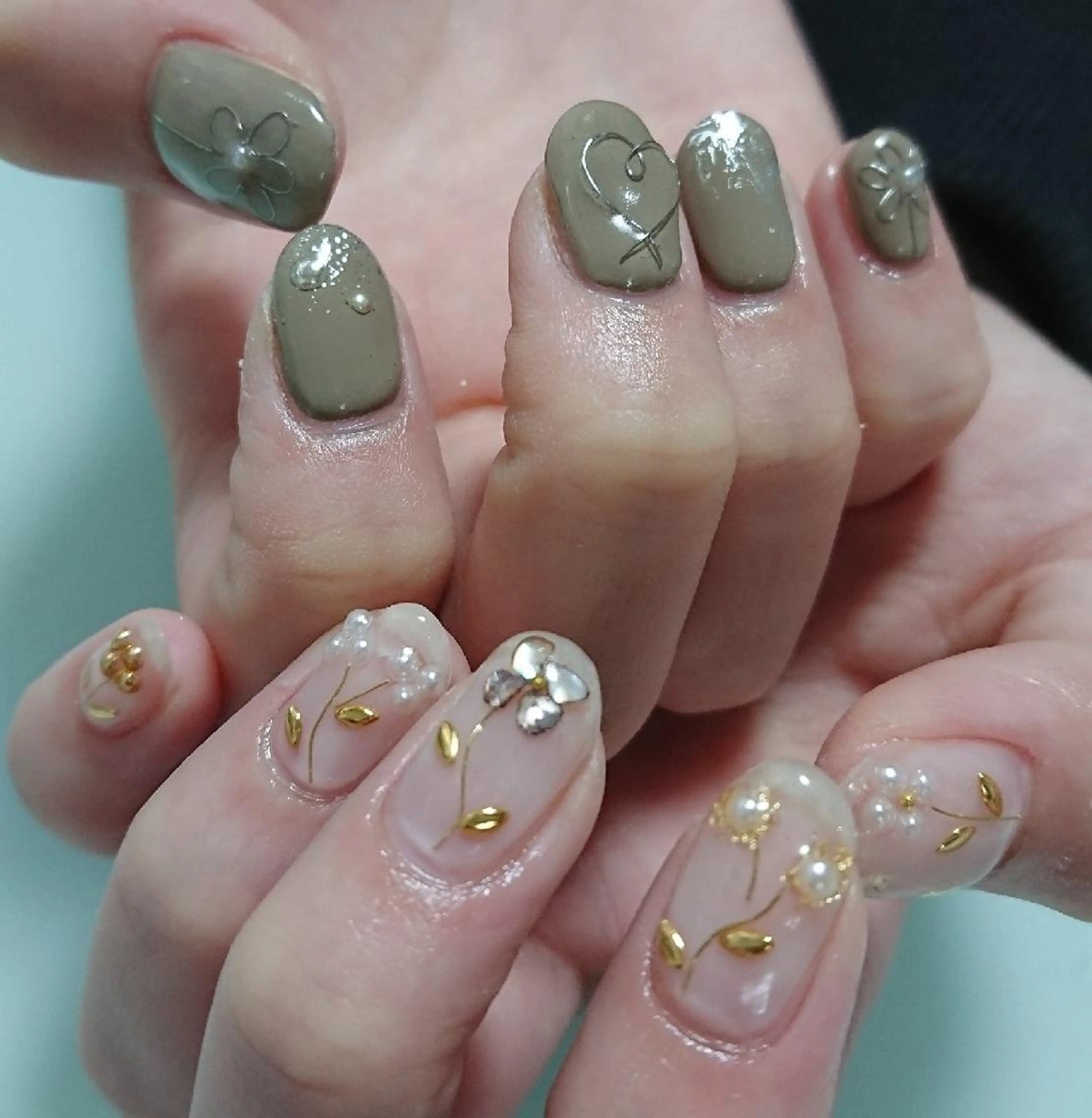 ネイル QULEONAIL所属・大城 裕麻のネイルデザイン