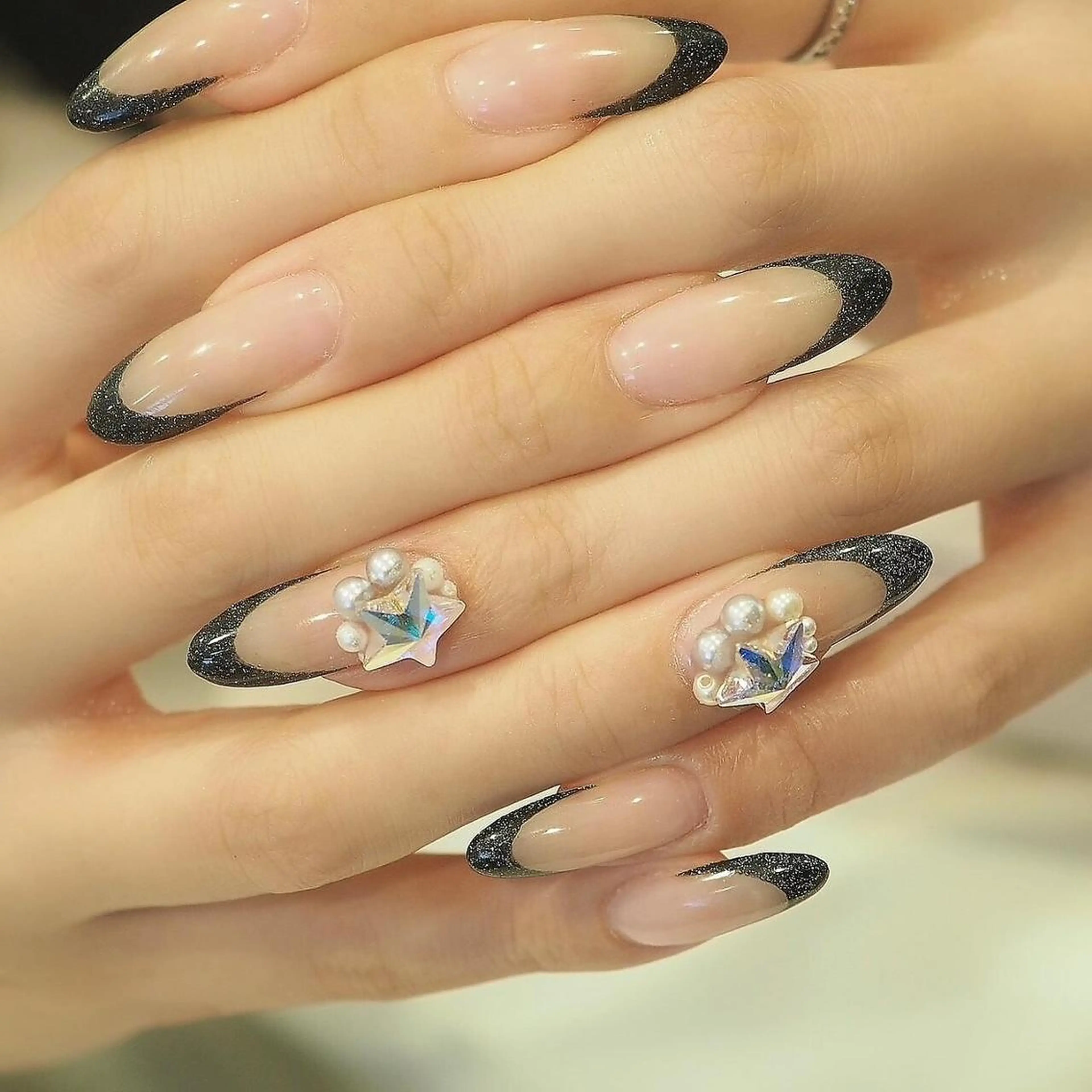 ネイル Lycka 菜央のネイルデザイン