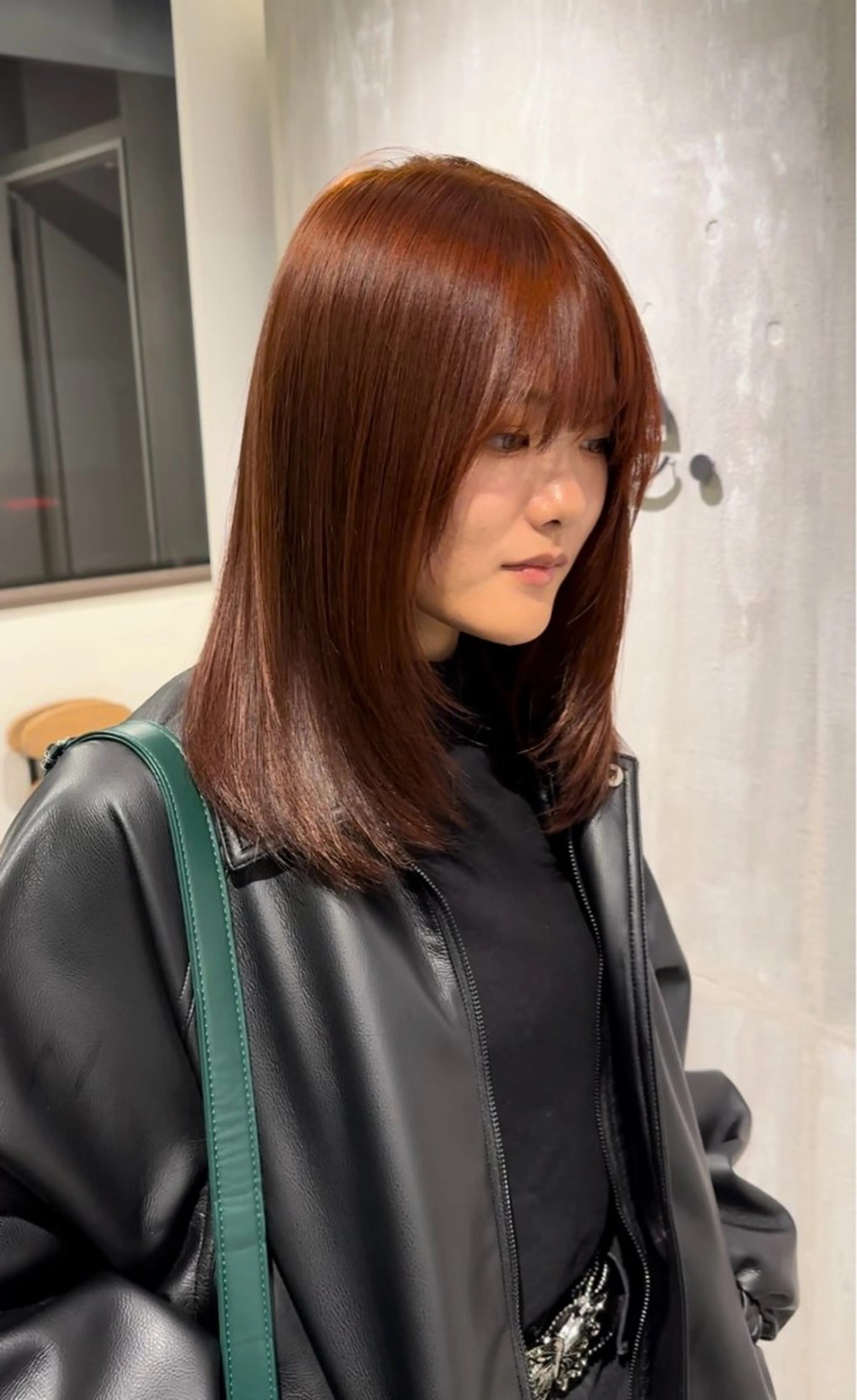 ミディアム レイヤーカット 各務原/カラー/ブリ ーチお任せください！のヘアスタイル