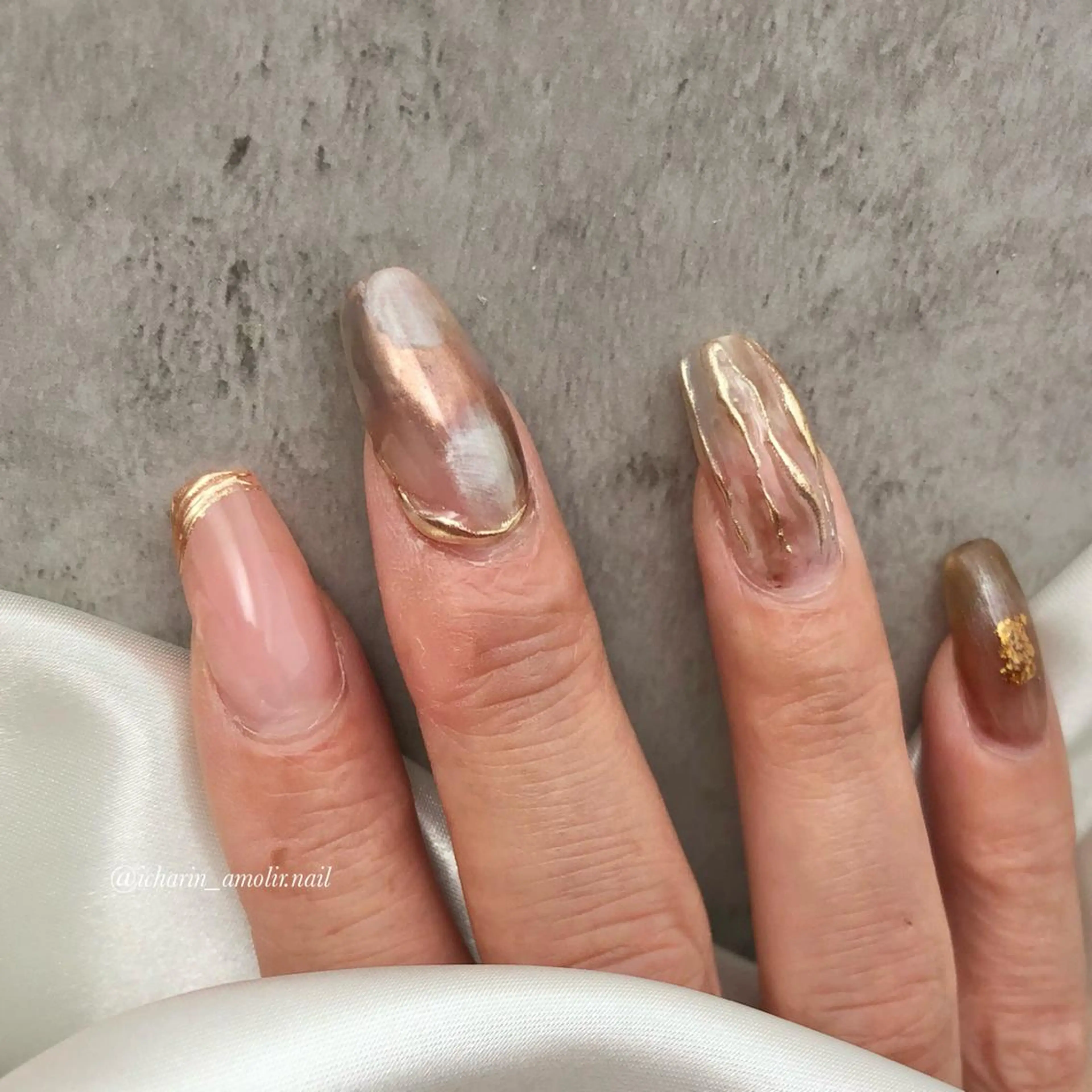 ネイル シンプルネイル EMIKOのネイルデザイン