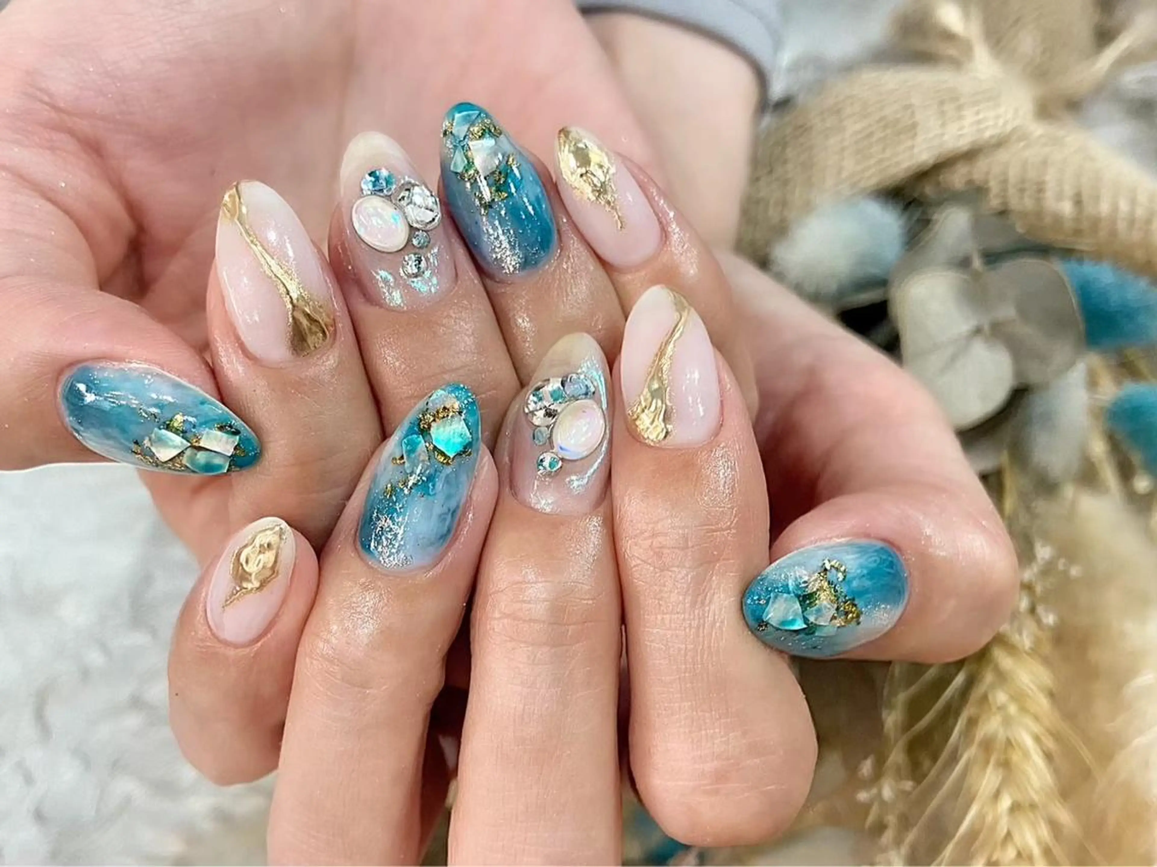 ネイル nailsalon Mirrorのネイルデザイン