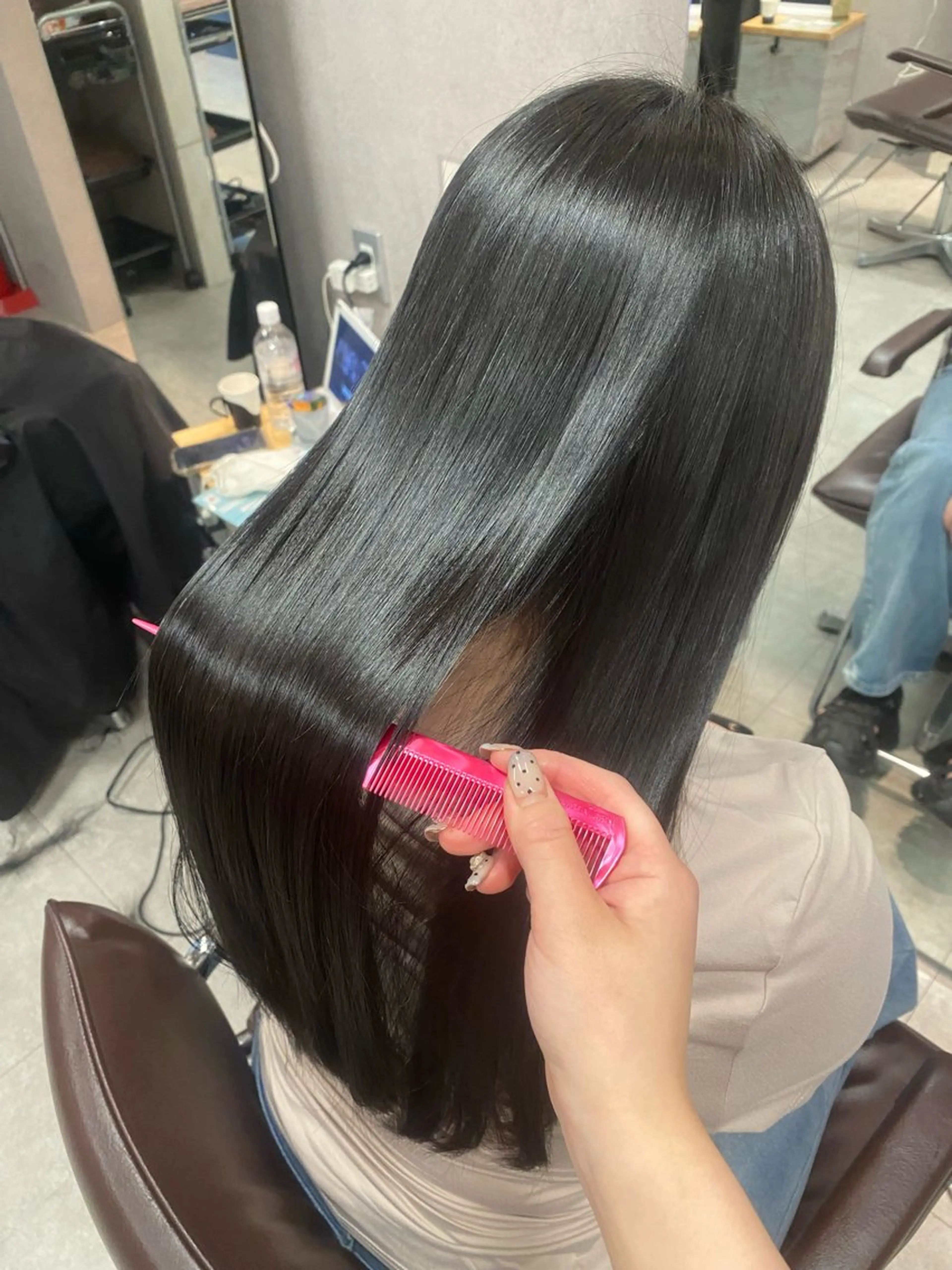 触れる度幸せ♪♪髪質改善 カシミヤトリートメント&マイクロバブル毛穴洗浄🐑🤍【シャンプーブロー代+¥500】の写真