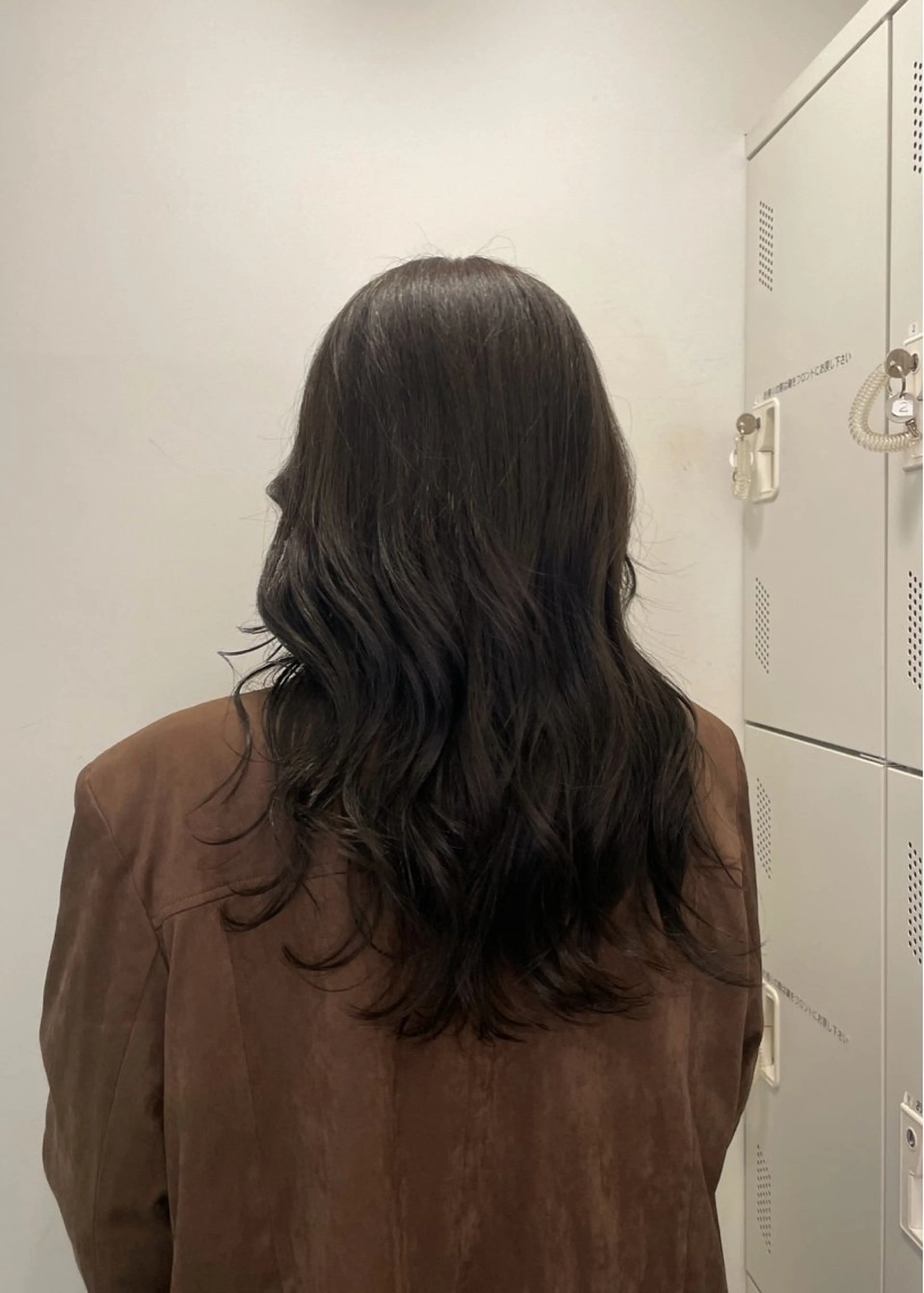 ロング 🎨白髪染め/ マニキュア/近藤怜那のヘアスタイル