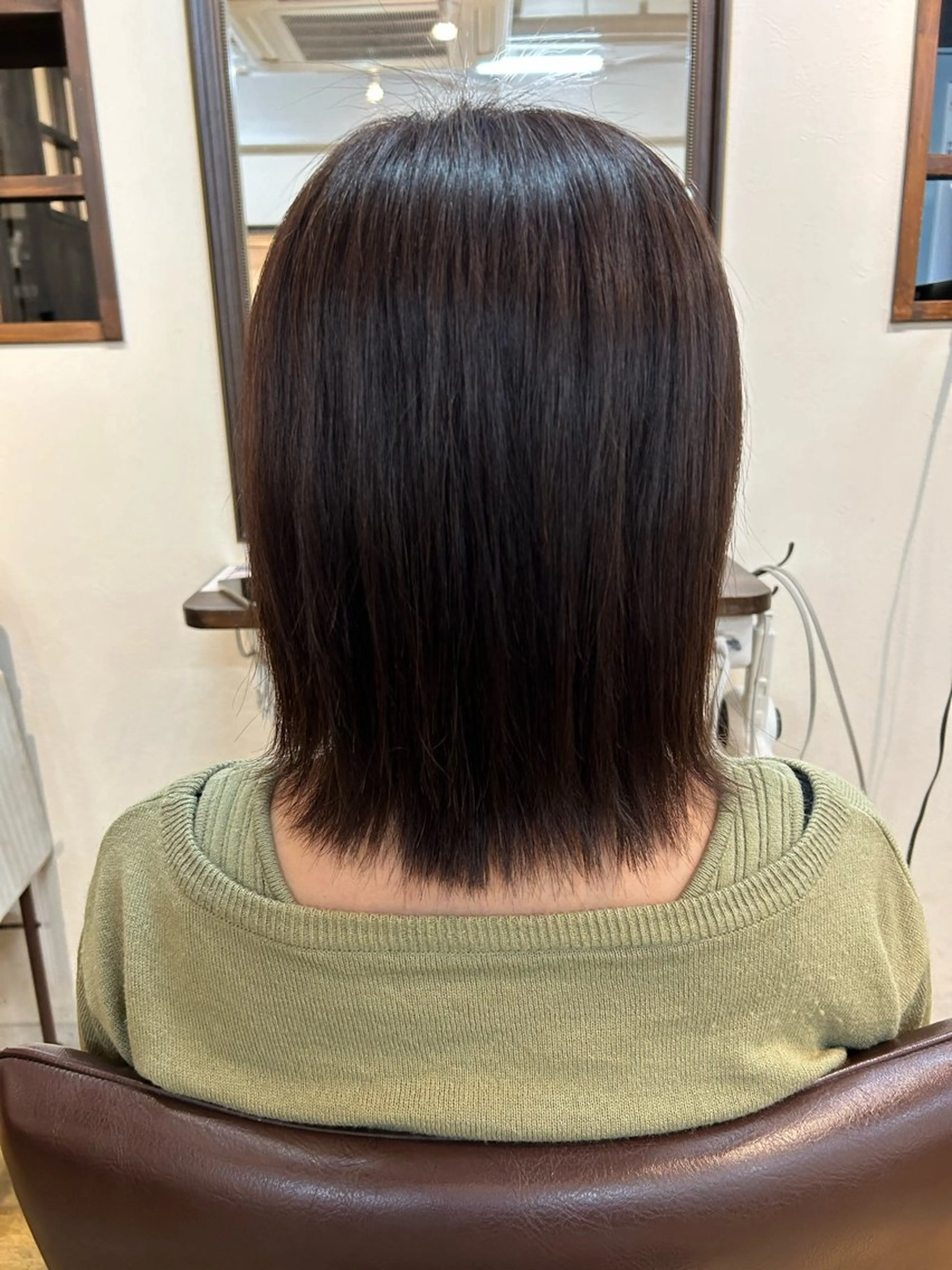 ミディアム カラー canonart上田 里恵のヘアスタイル