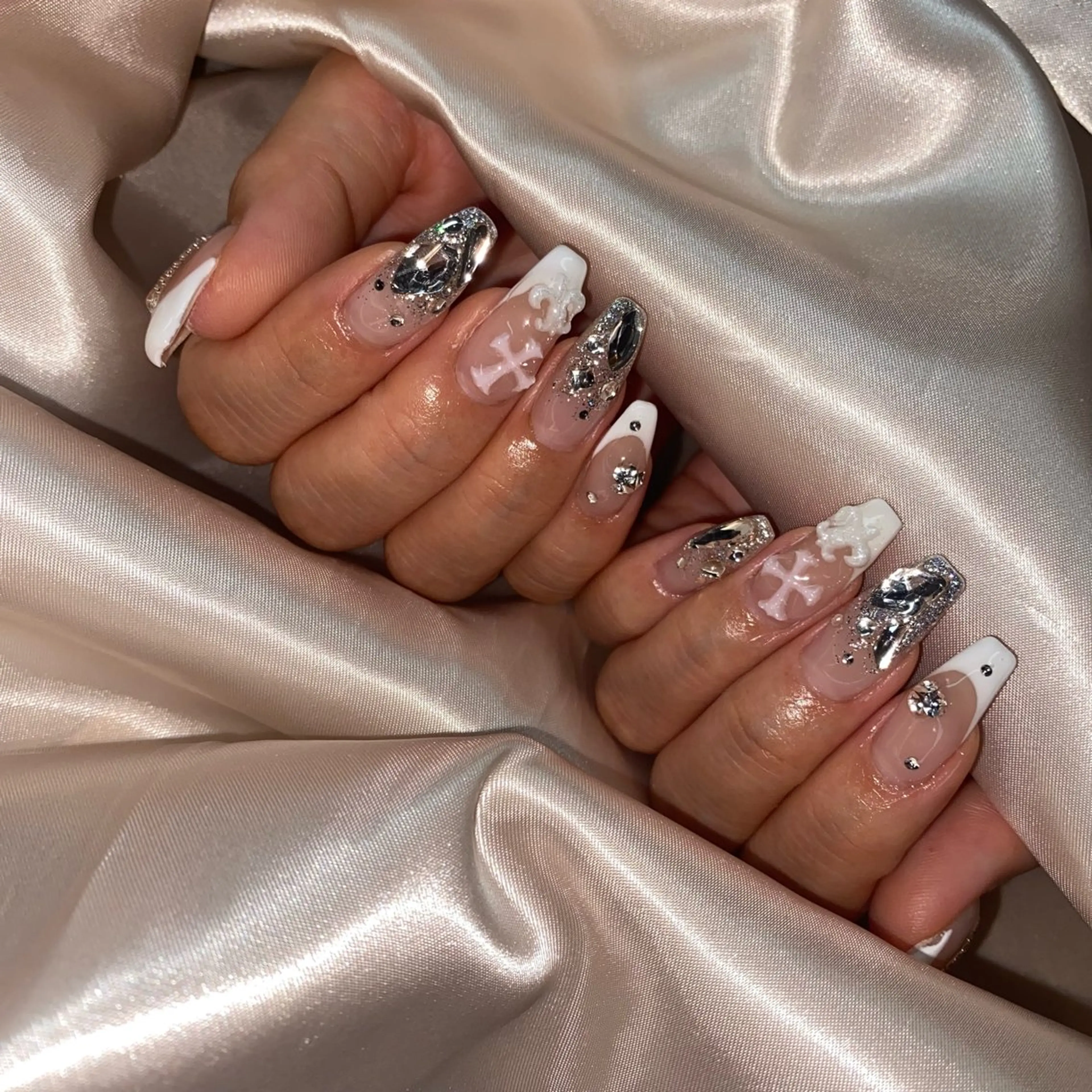 ネイル ハンドネイル la vie  Luire所属・la vie Luire ｱｽｶのネイルデザイン