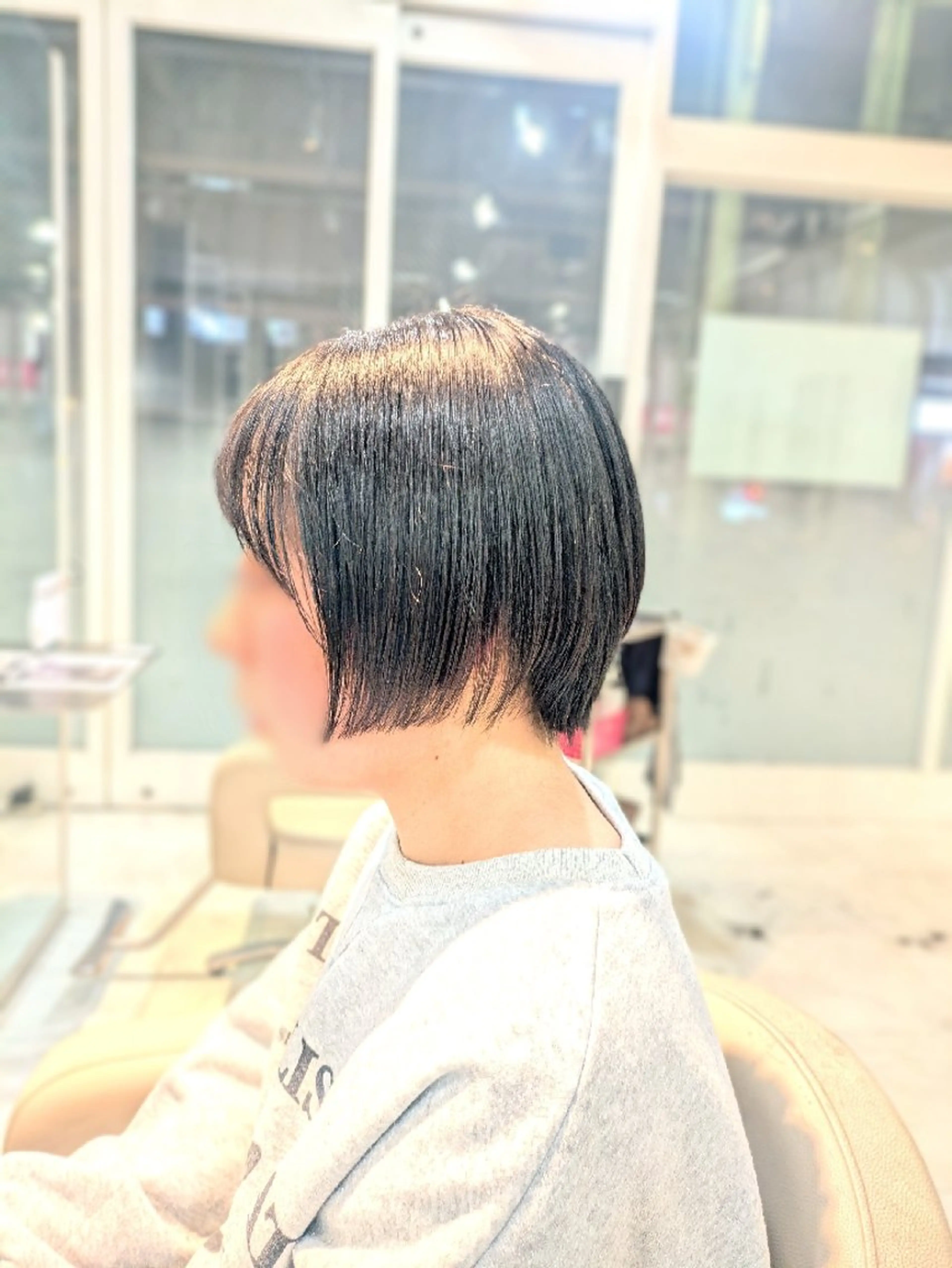 【ショートスタイル】レディース限定！18時40分~※刈り上げは出来ません､数cmしか切らないと言うのはご対応できません。の写真