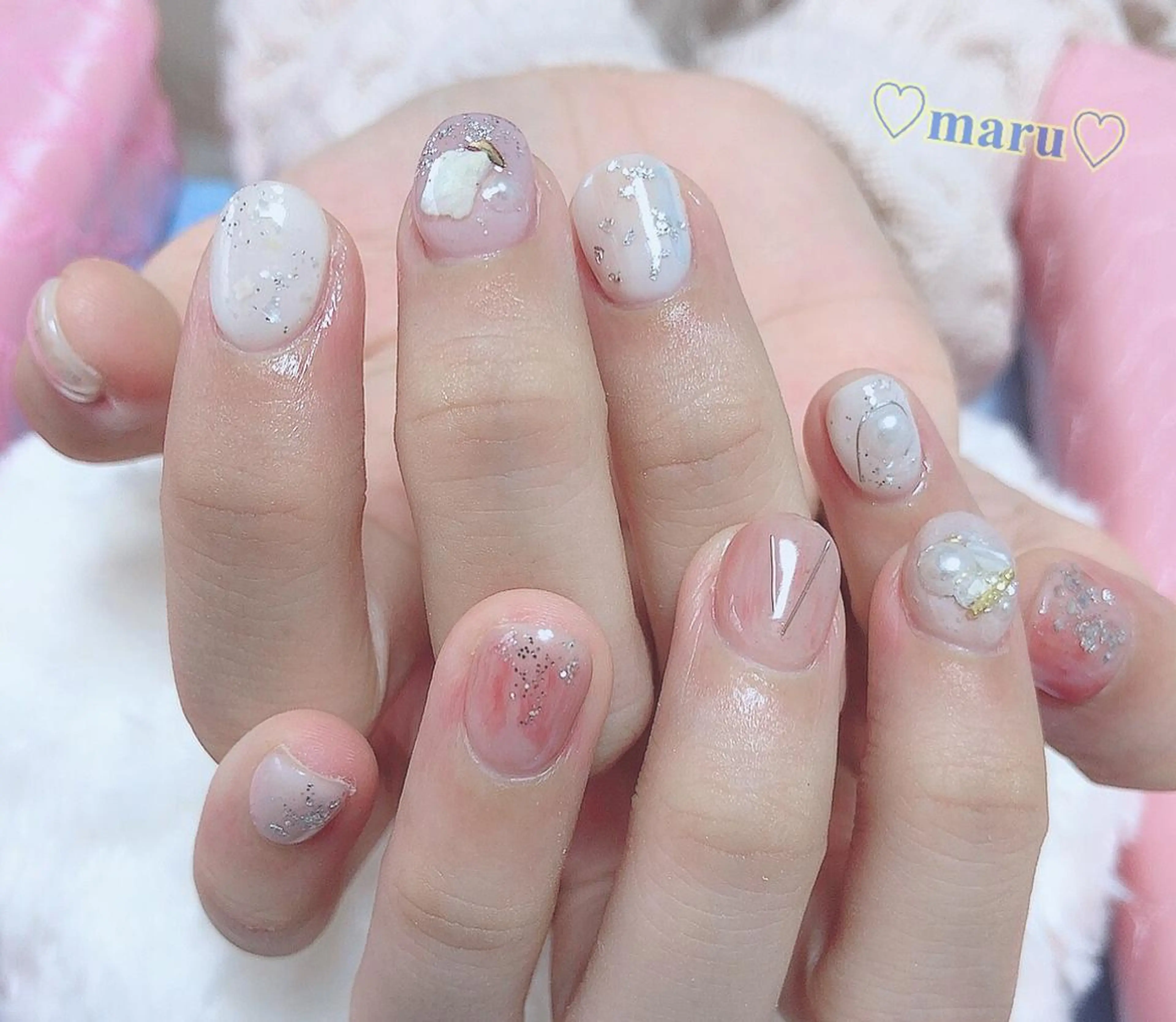 ネイル ハンドネイル フットネイル まるみ ♡のネイルデザイン