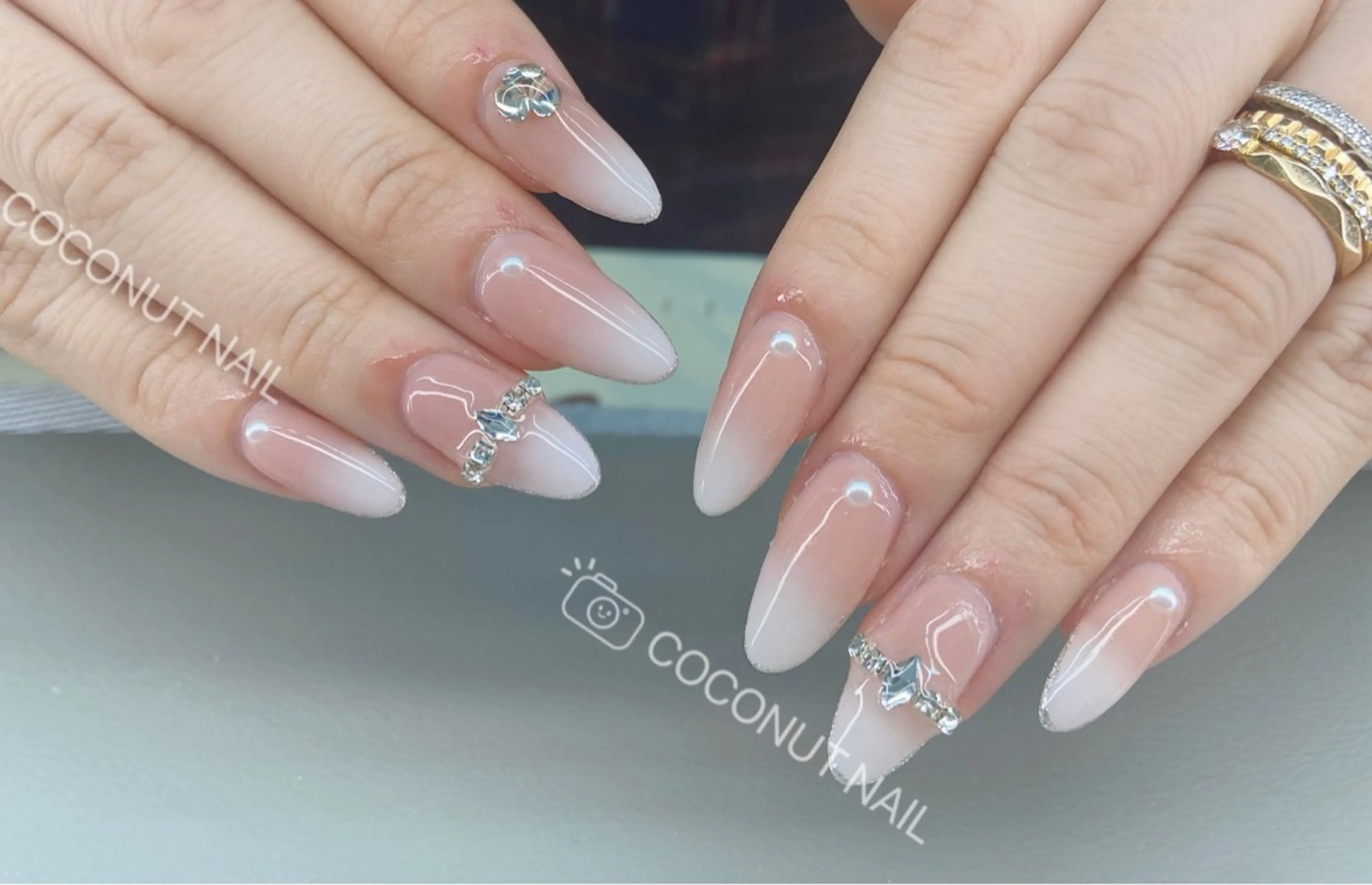 ネイル ハンドネイル 神田 ココナッツのネイルデザイン