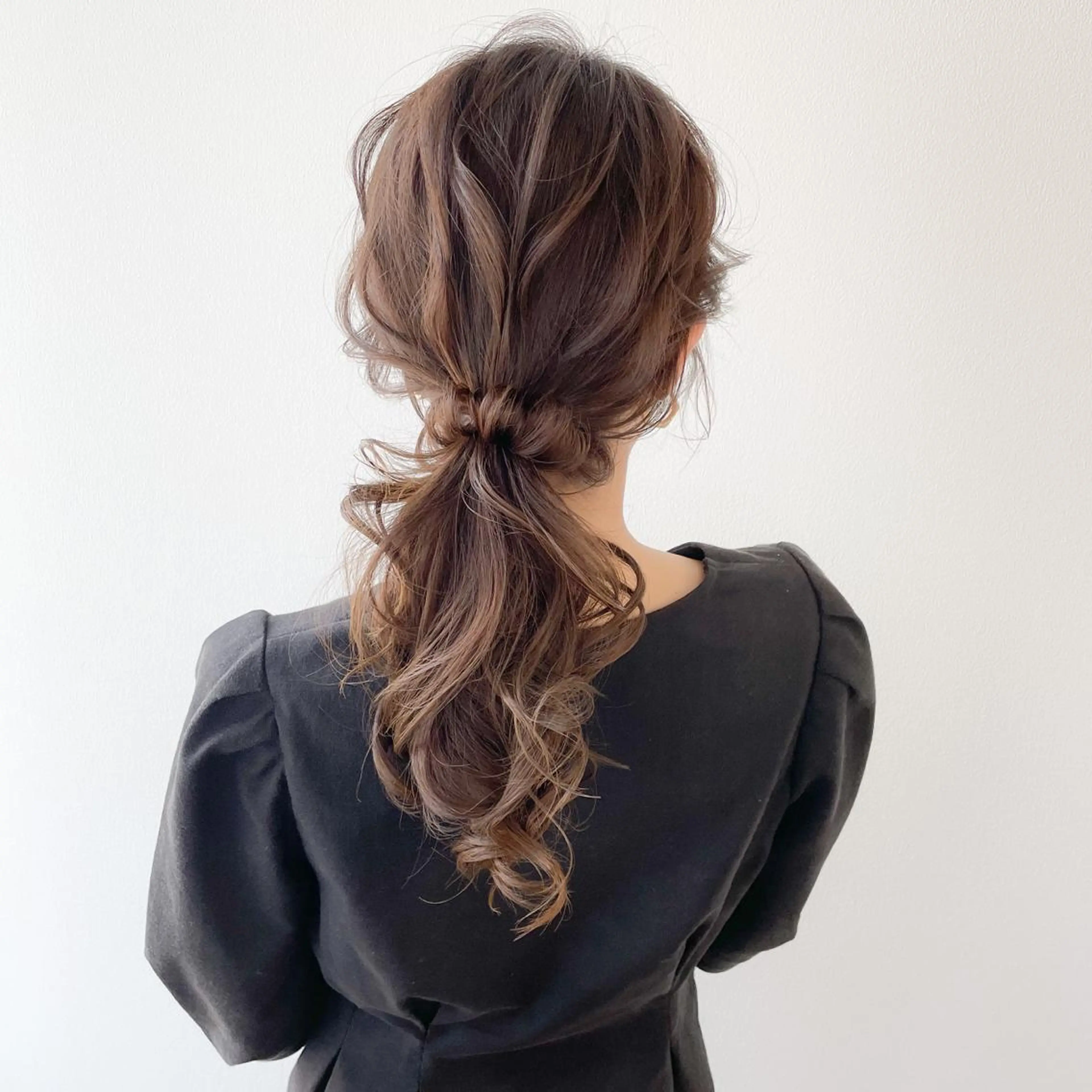 ロング カラー ヘアアレンジ ベージュカラー autre所属・大久保 ひでなりのヘアスタイル