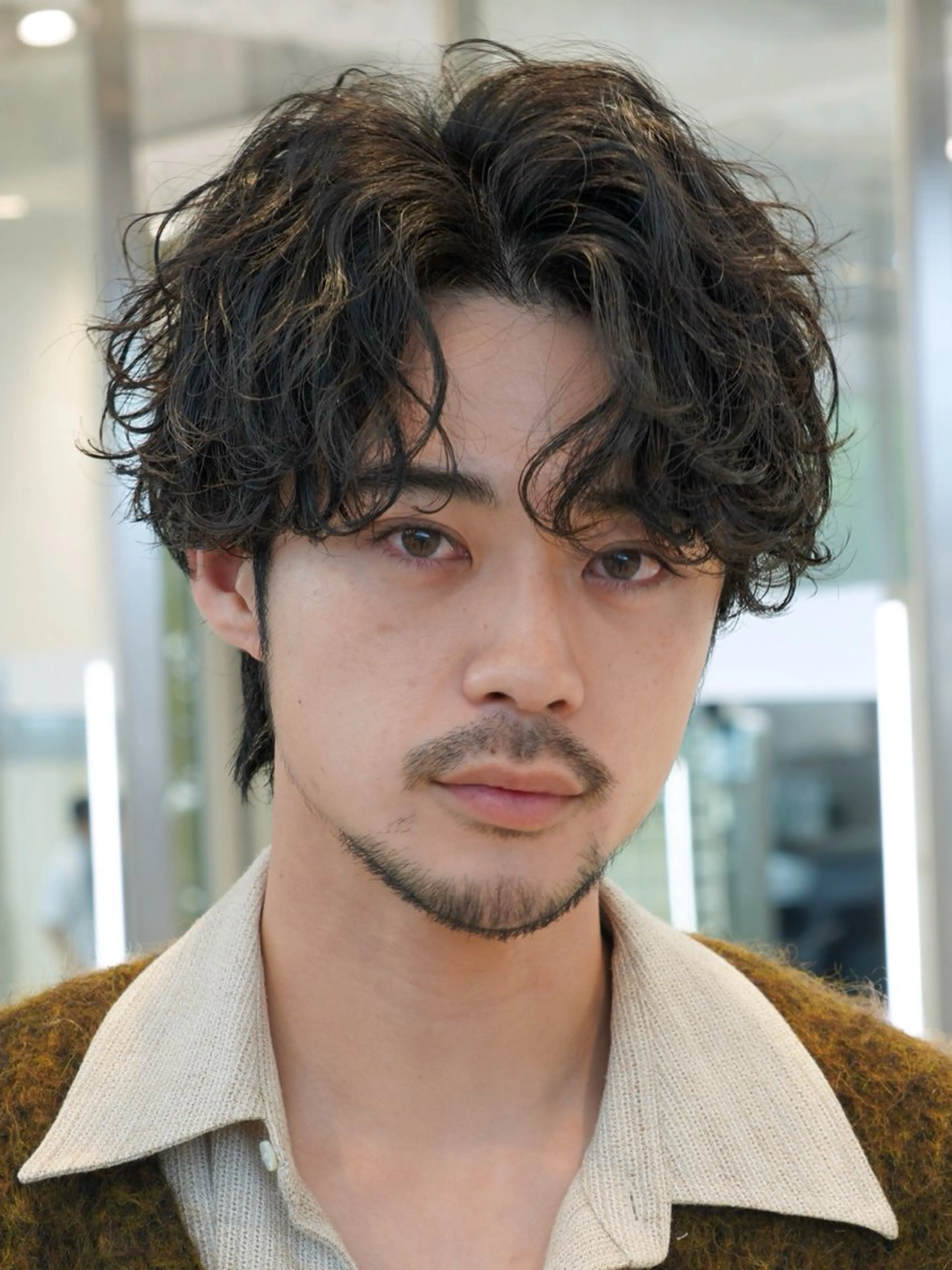 パーマ メンズ フェザーパーマ マッシュ メンズパーマ 学生（メンズ向け） メンズツイストパーマ パーマ fifth men's原宿所属・fifth/原宿/ シャドウパーマ/カズのヘアスタイル