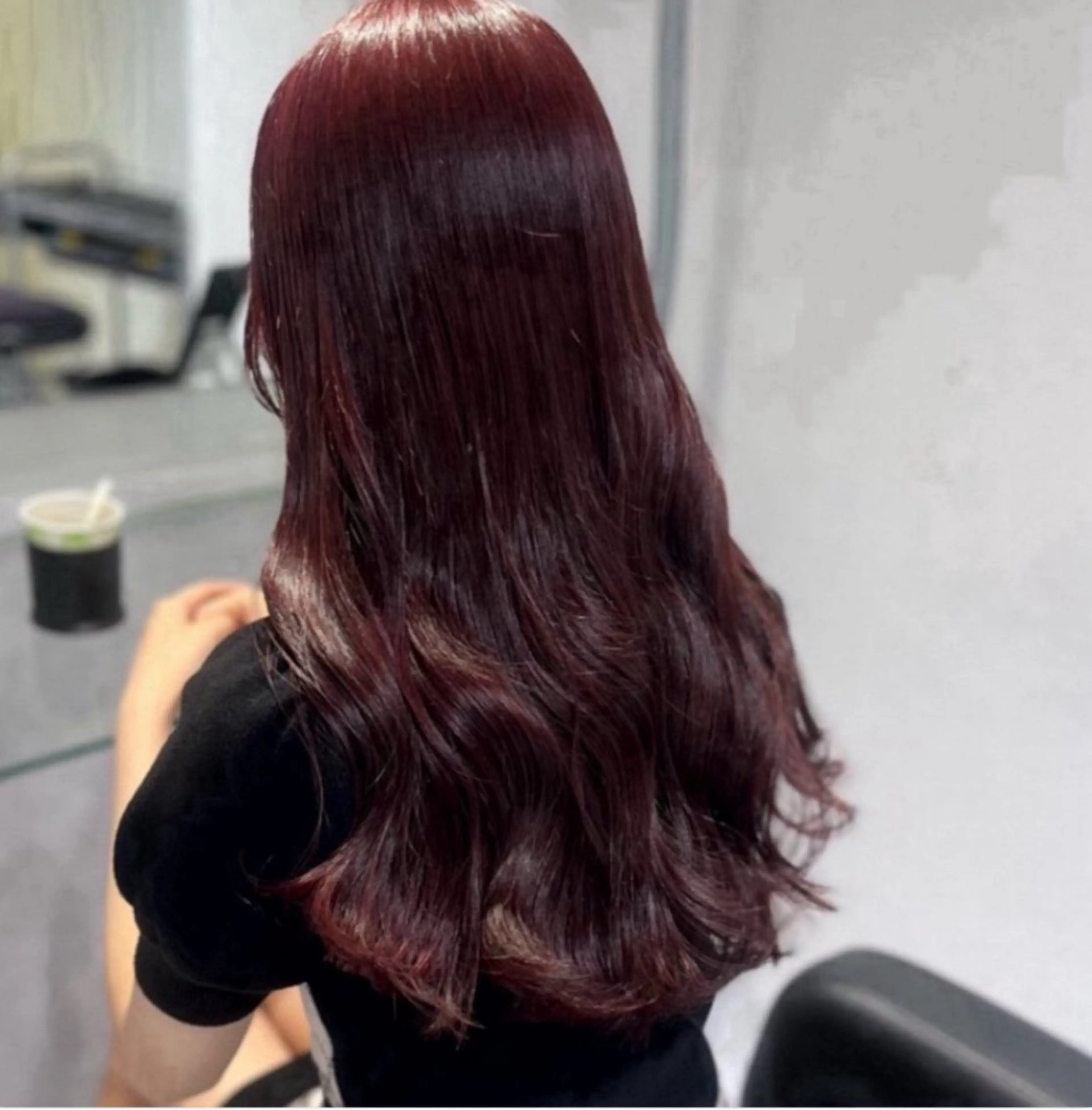 ロング カラー 🫧うる艶トレンド 🫧透明感カラーのヘアスタイル