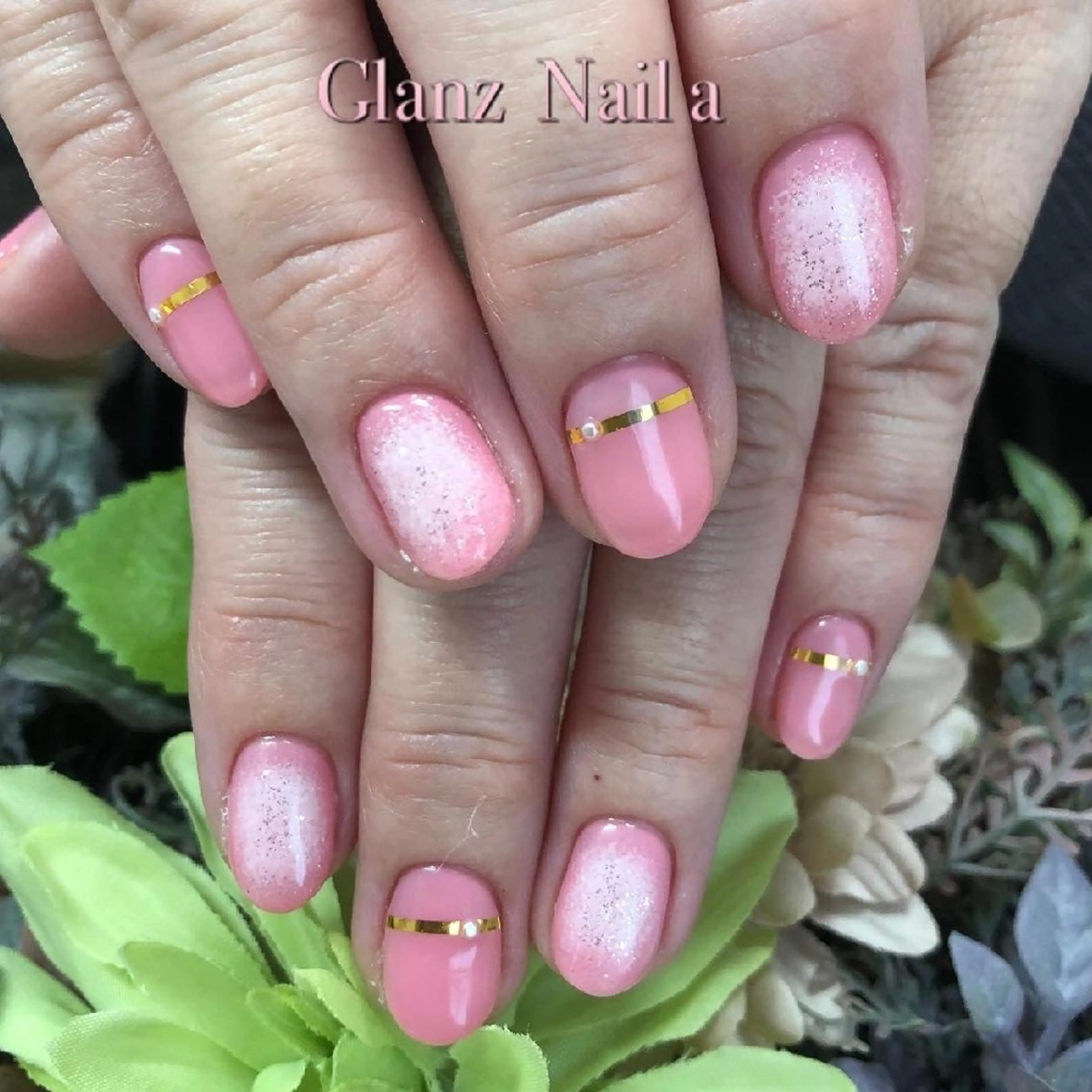 ネイル チークネイル Glanz  Nail aのネイルデザイン