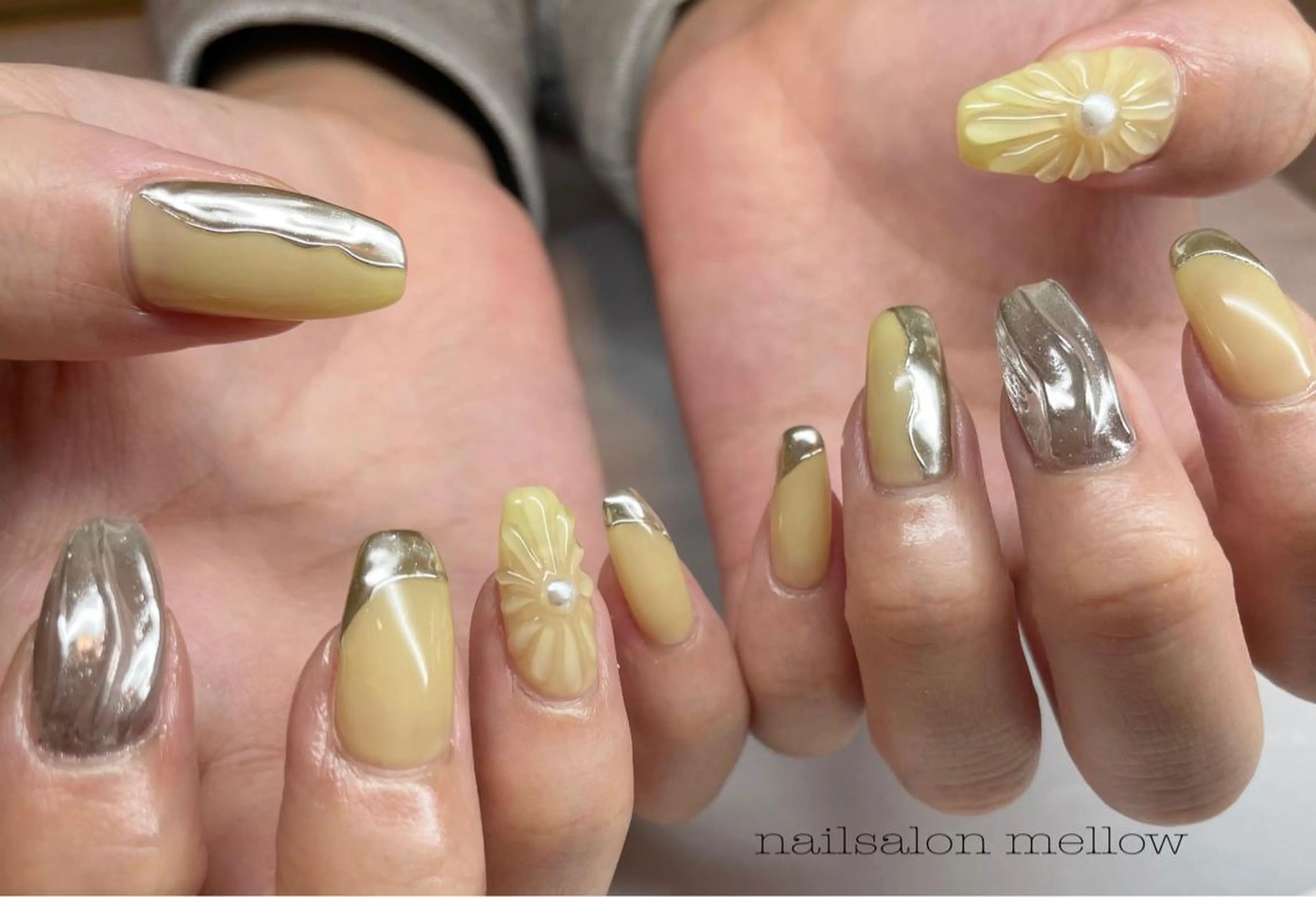 ネイル 黄色 大山 浩美のネイルデザイン