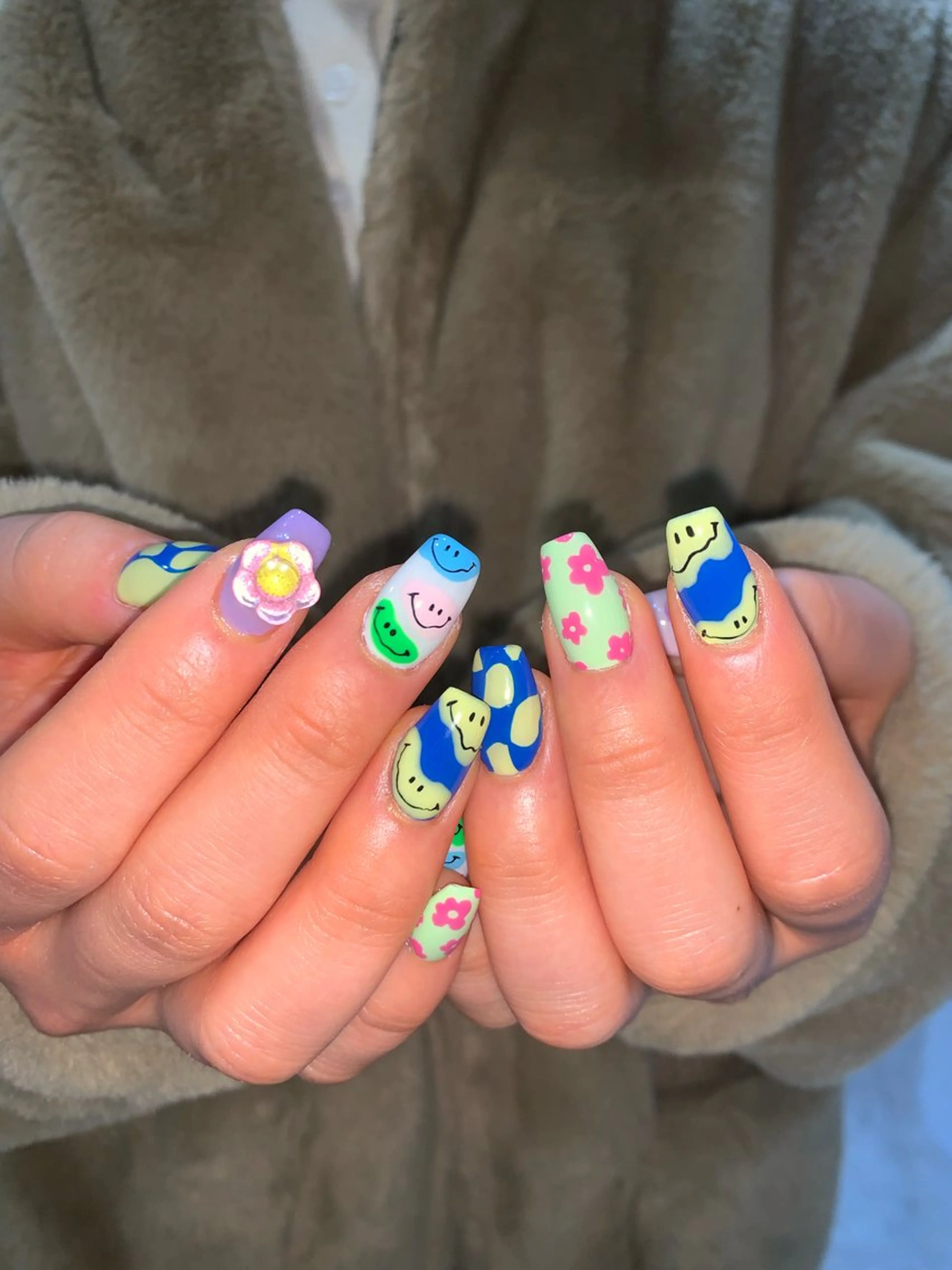 ネイル ハンドネイル 0203ムニムサン 💙Sayakaのネイルデザイン