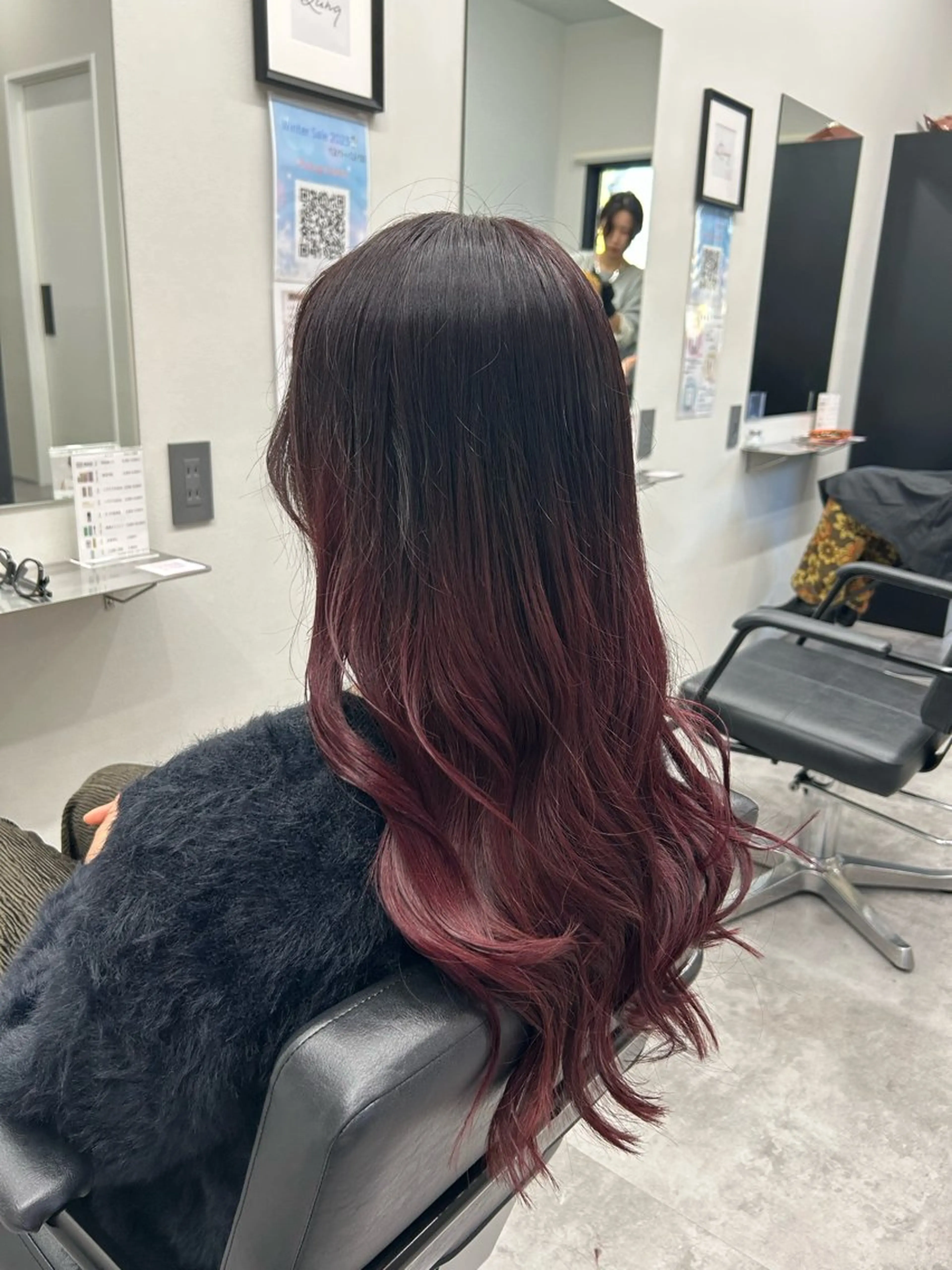 ロング カラー ブリーチ カット ヘアカラー アルター市川  いづみのヘアスタイル