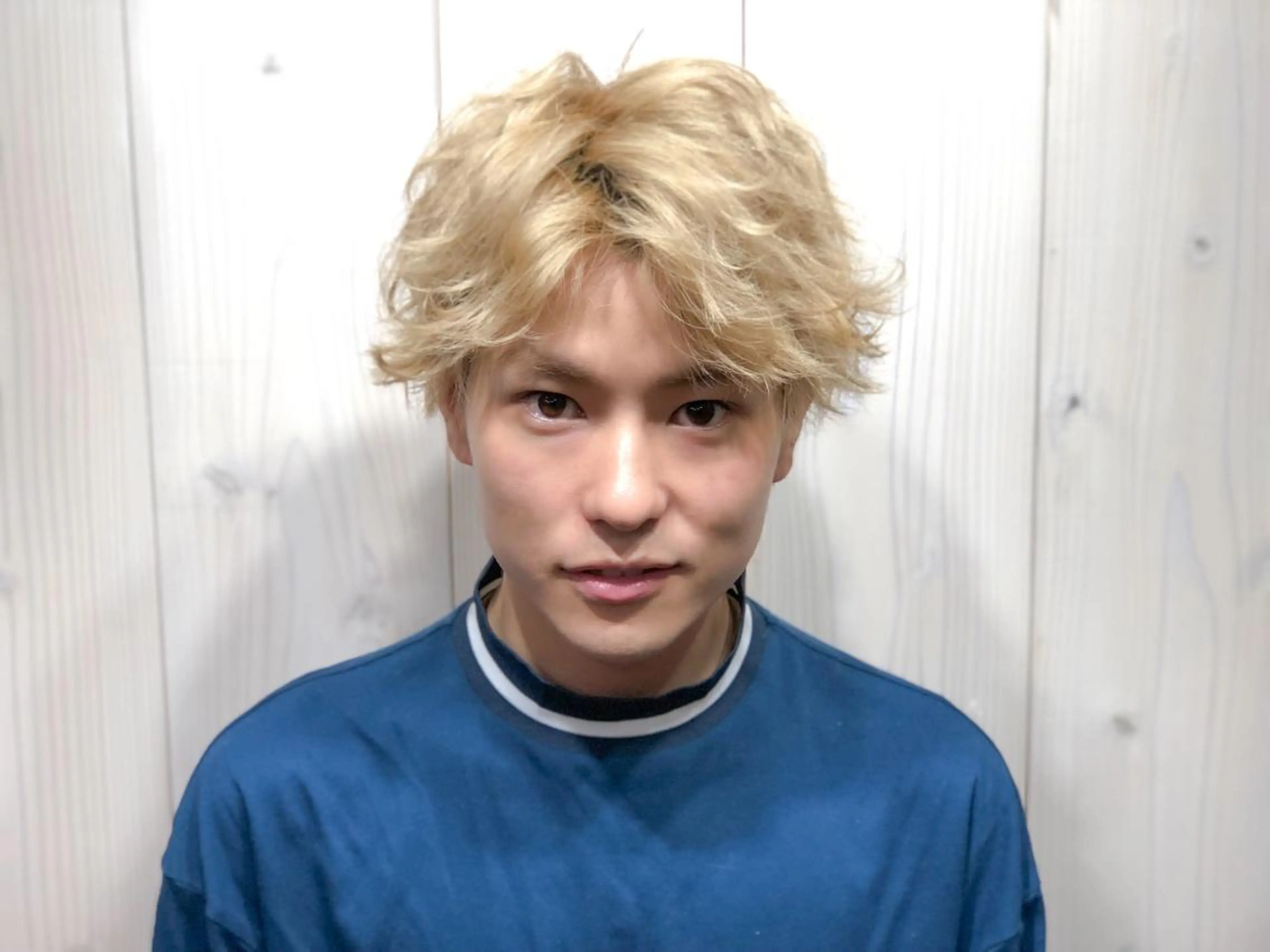 ショート カラー パーマ ヘアアレンジ メンズ ネイル マツエク・マツパ メンズバレイヤージュ メンズブリーチ ビジネス センターパート フェードカット カット 髪質改善🇰🇷 レイヤーカット/梅田のヘアスタイル
