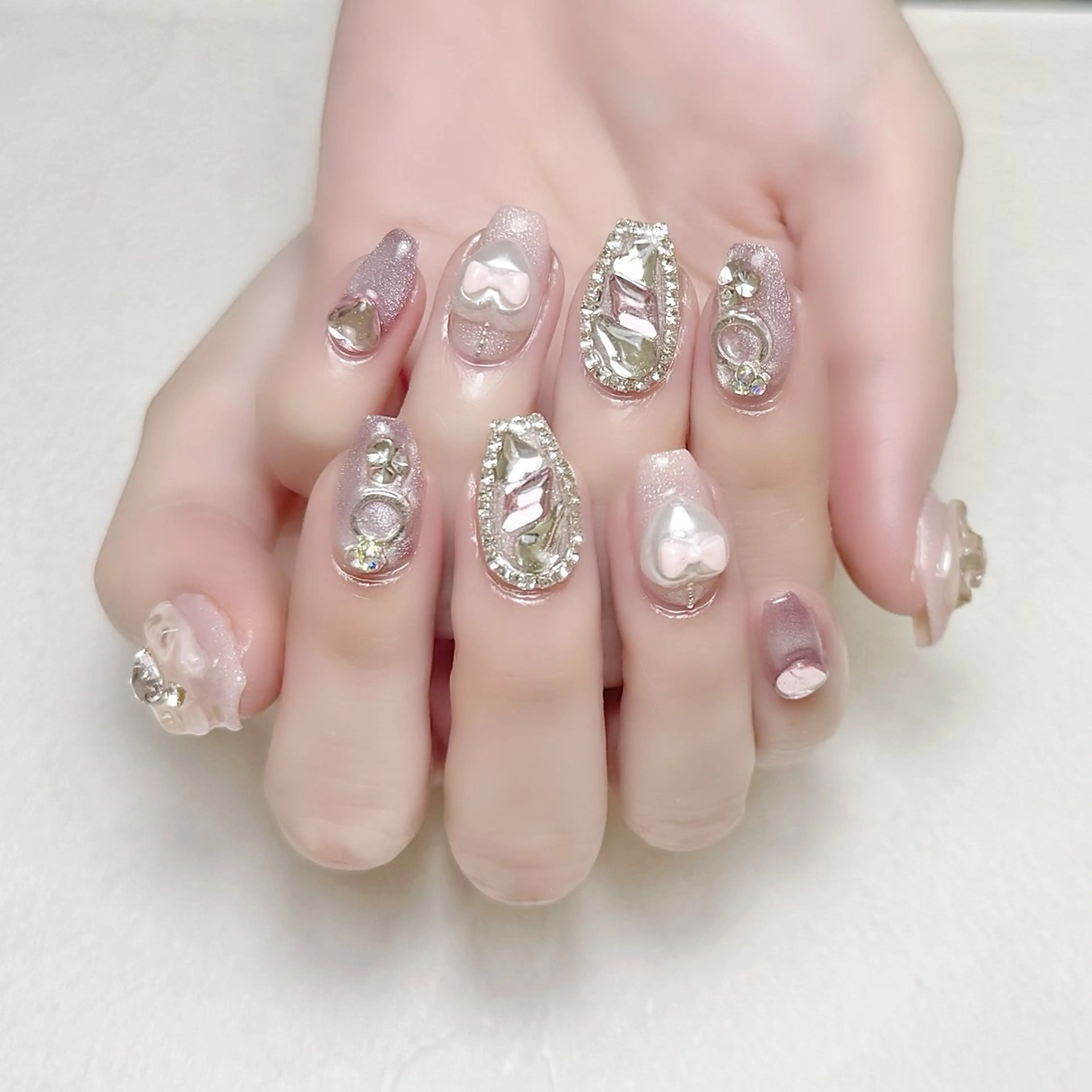 ネイル アートネイル ガーリー マグネットネイル ストーンネイル rouse nail RISATOのネイルデザイン