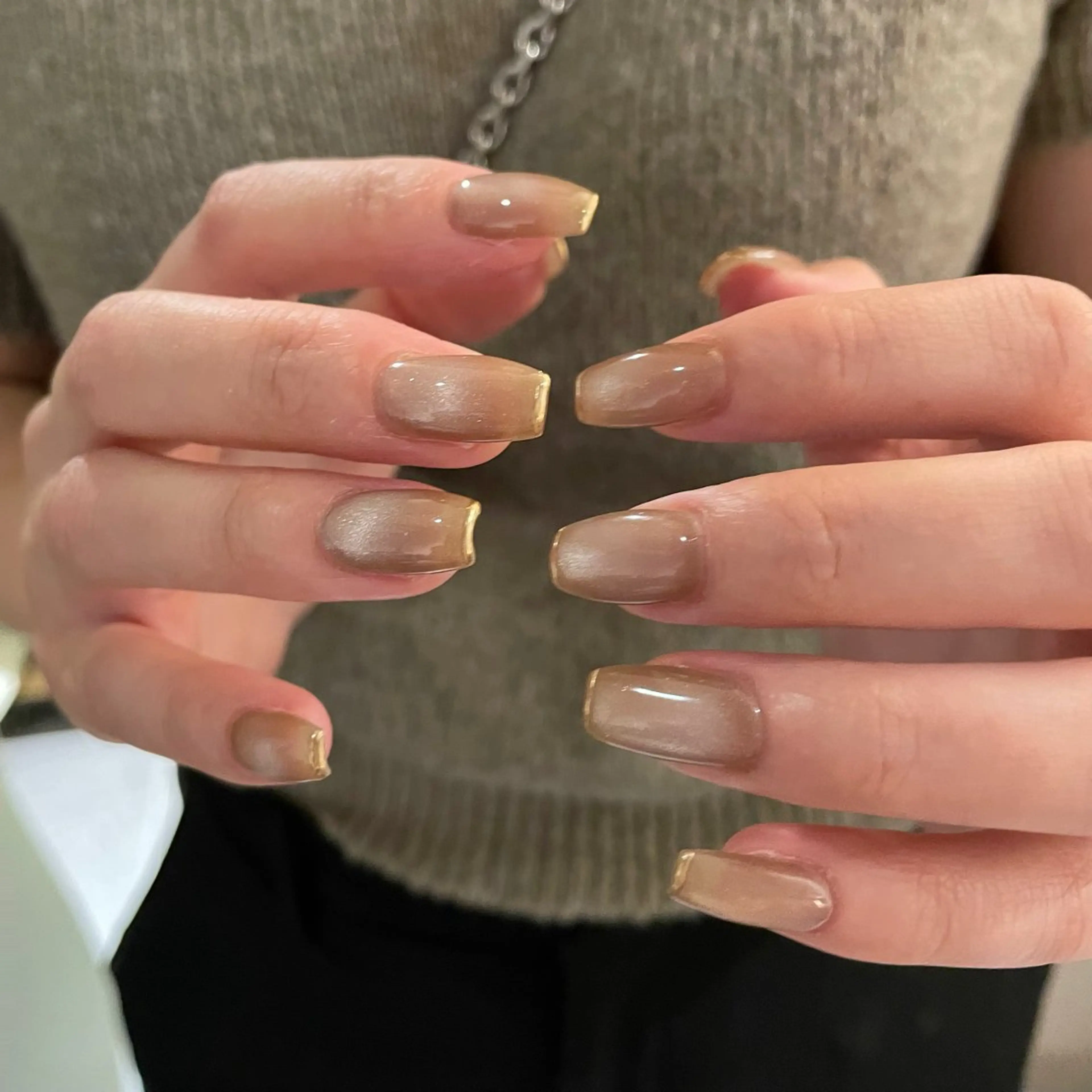 ネイル フレンチネイル ゴールド マグネットネイル ミラーネイル ハンドネイル etorca nailのネイルデザイン