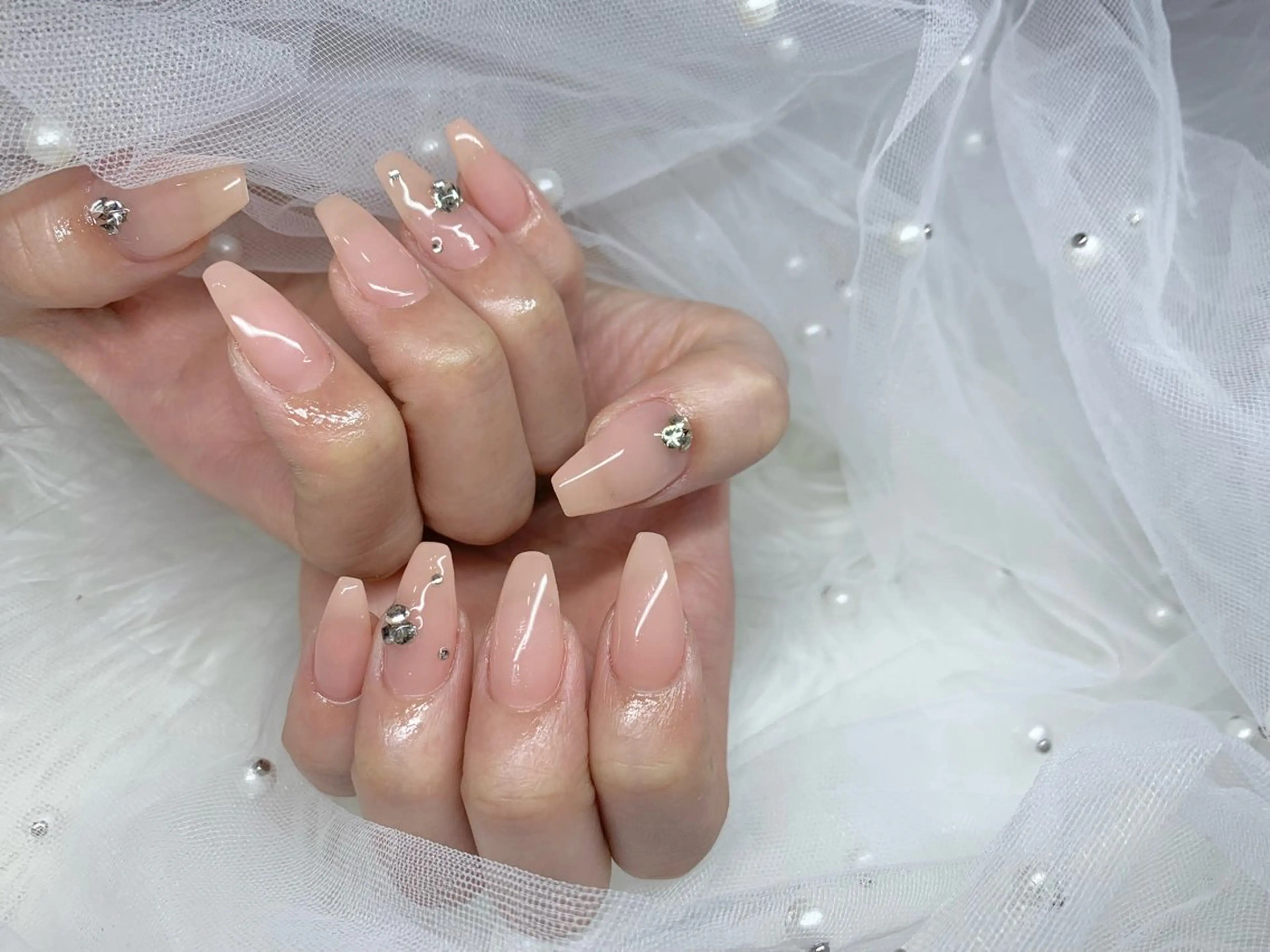 ネイル ワンホンネイル ハンドネイル TiTi Pomme Rinoのネイルデザイン