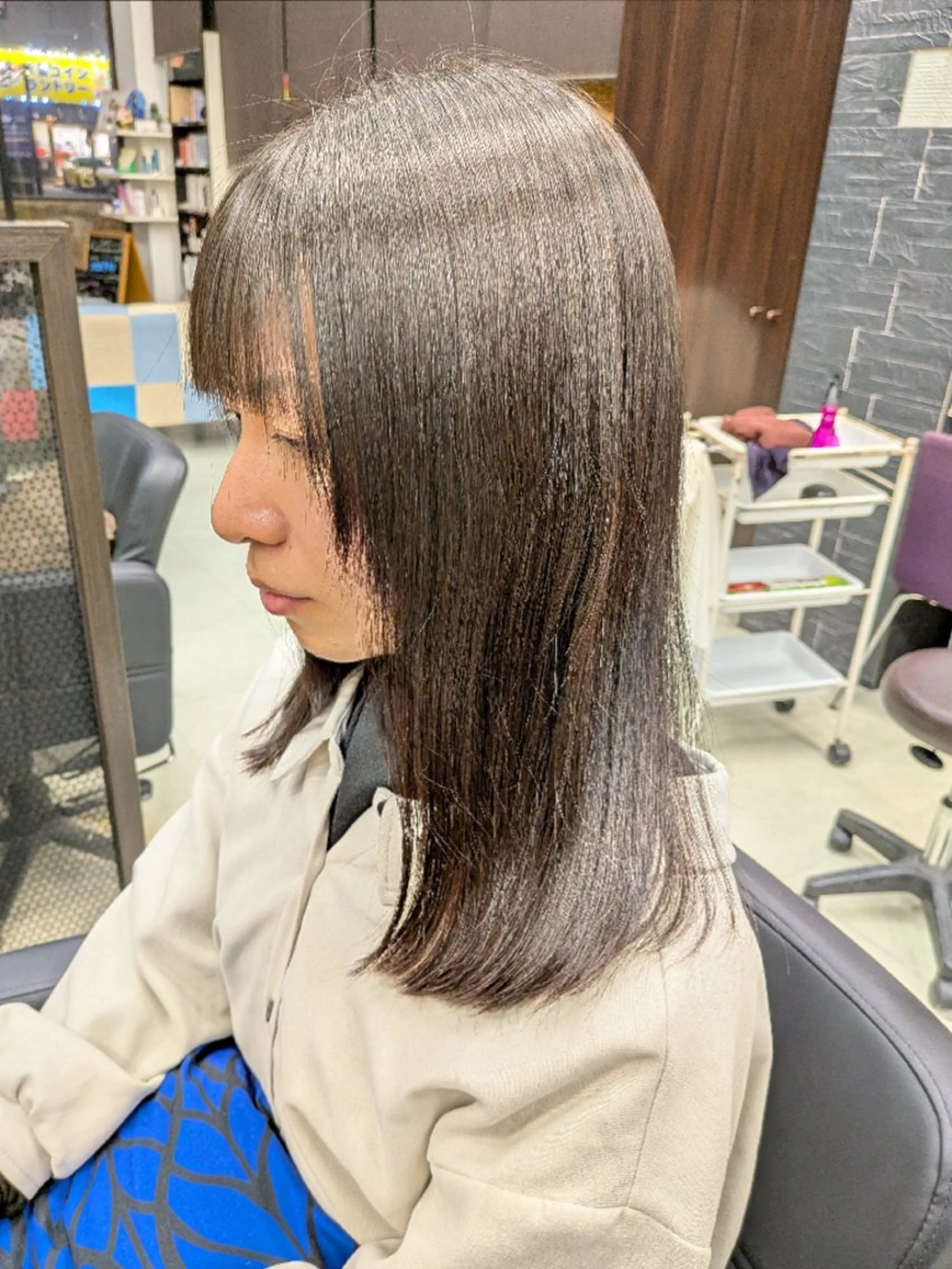 ミディアム リアンデフロート所属・フロート さとうのヘアスタイル