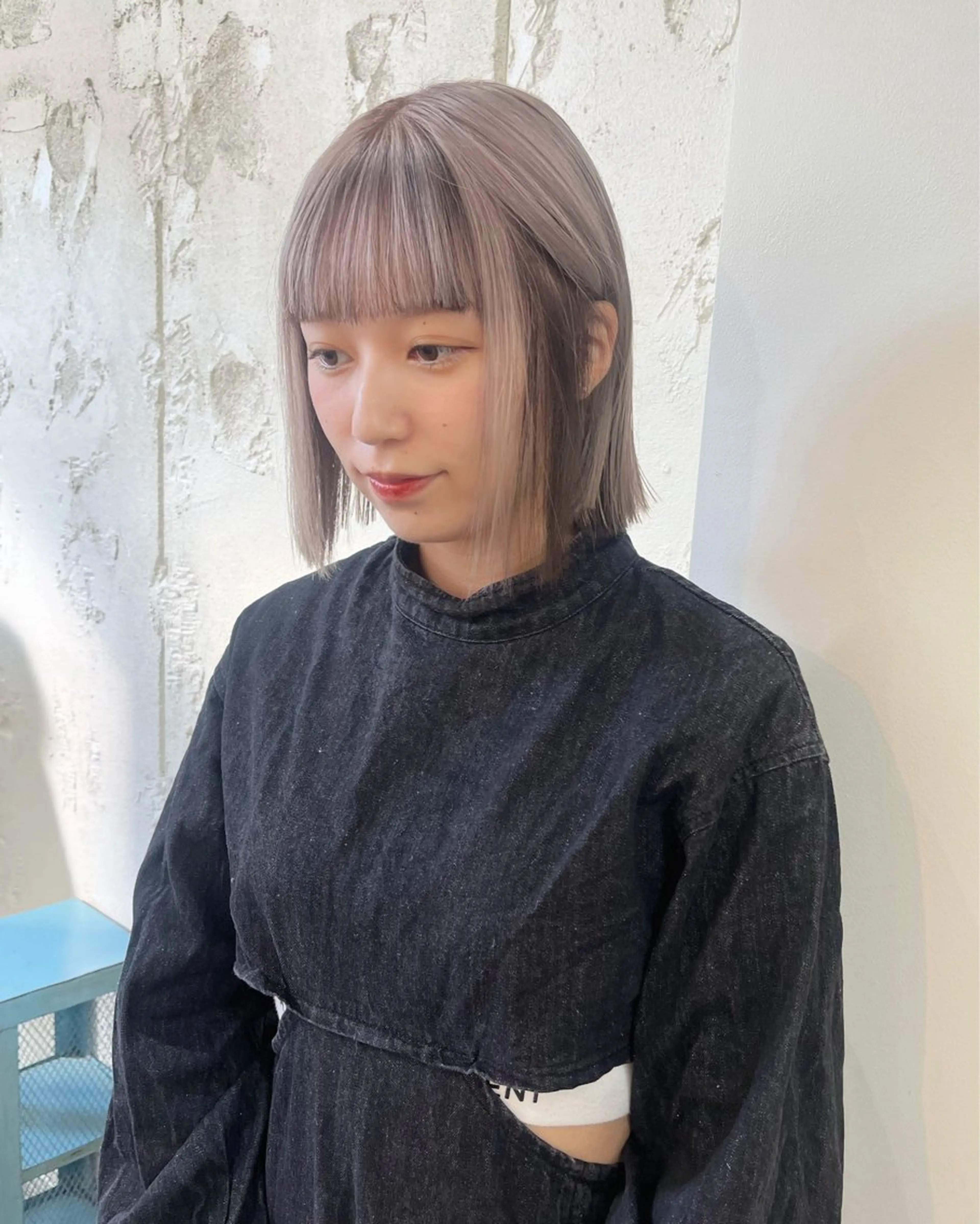 ショート カラー ベージュカラー インナーカラー ホワイトベージュ ハイトーン🦢 Natsumiのヘアスタイル