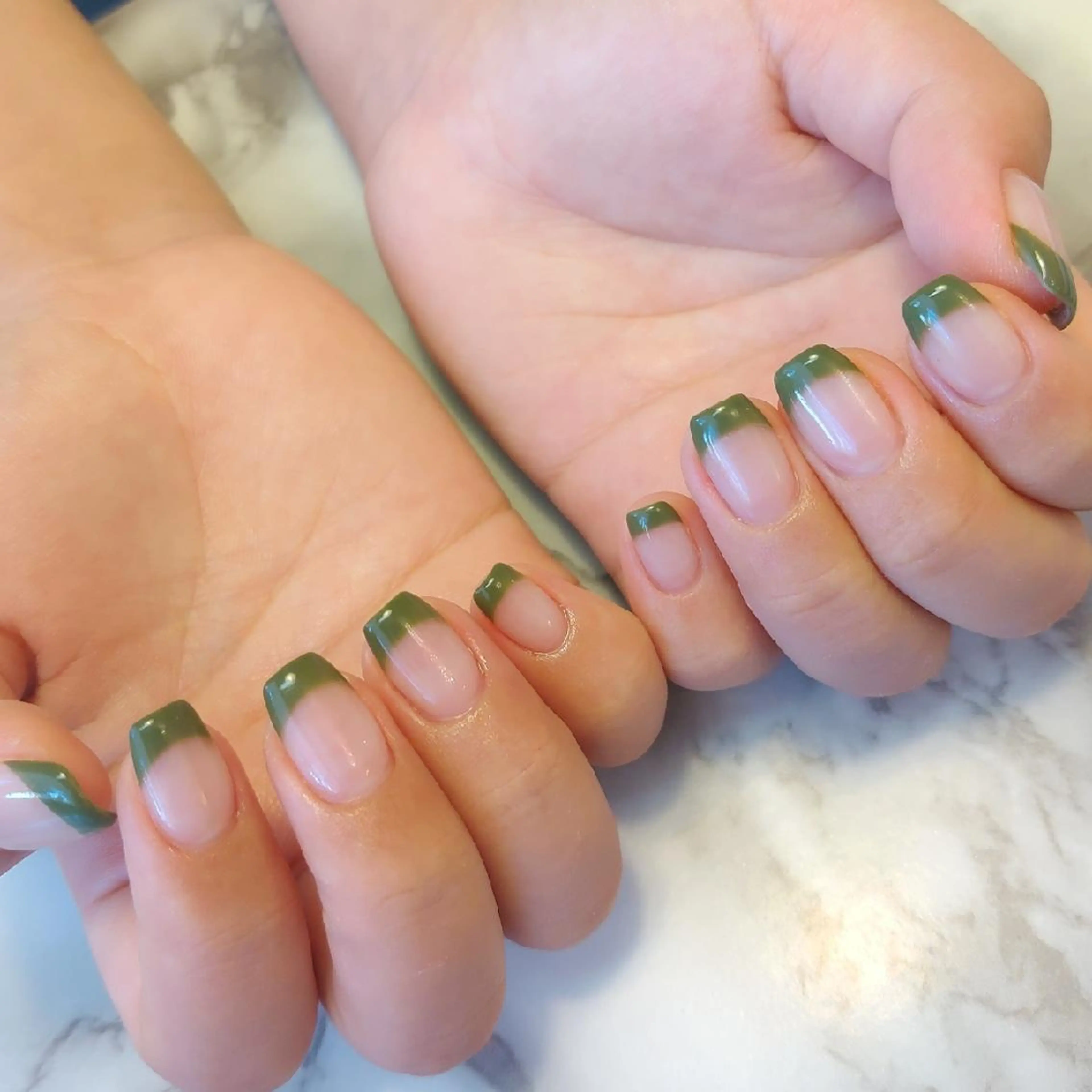 ネイル フレンチネイル ジェヌインネイル 河内のネイルデザイン