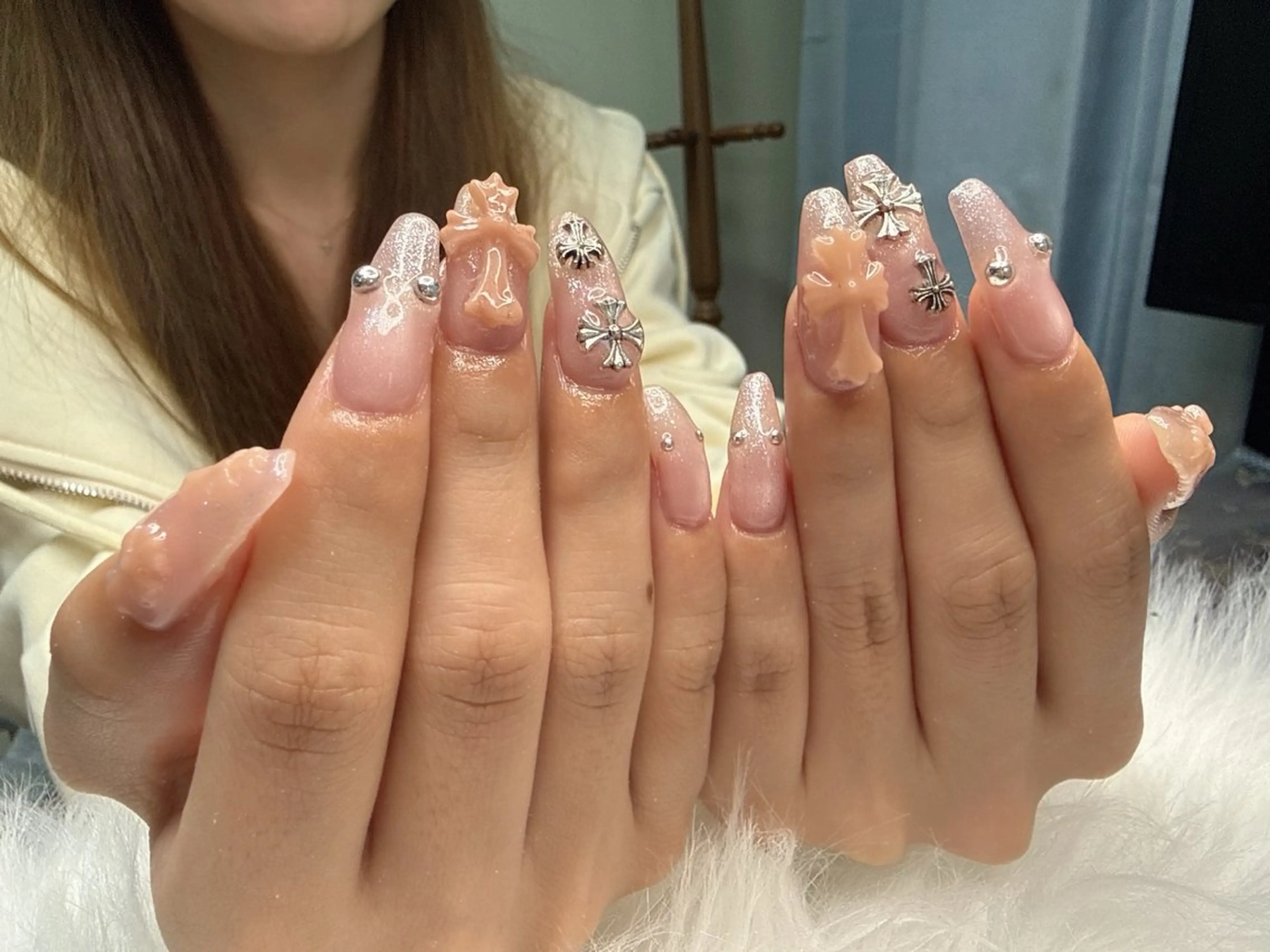 ネイル マグネットネイル ピンク 春ネイル ハンドネイル Lady Nails 1993所属・タナカ フォンのネイルデザイン