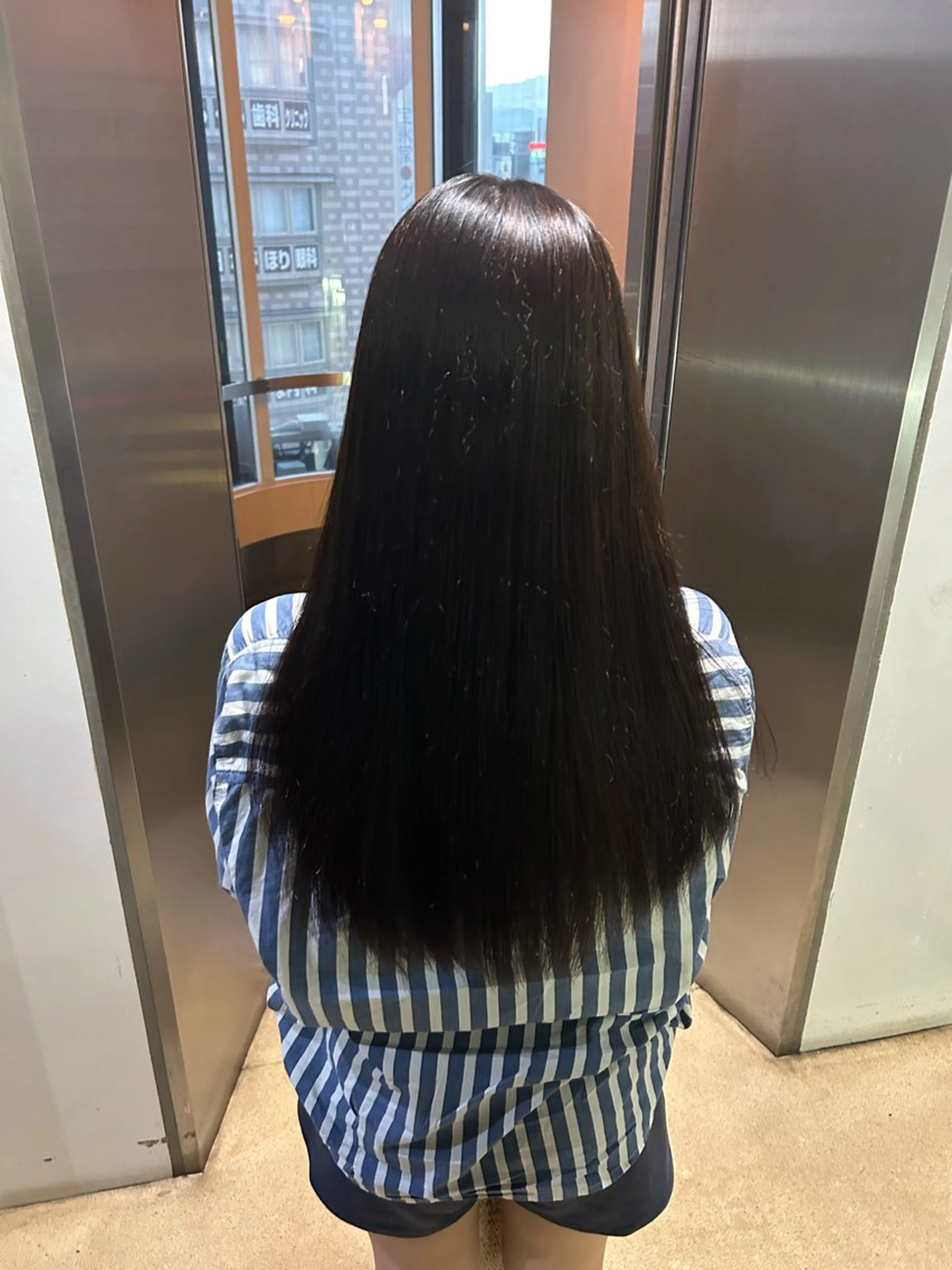 ロング カット 縮毛矯正 野尻 拓海のヘアスタイル