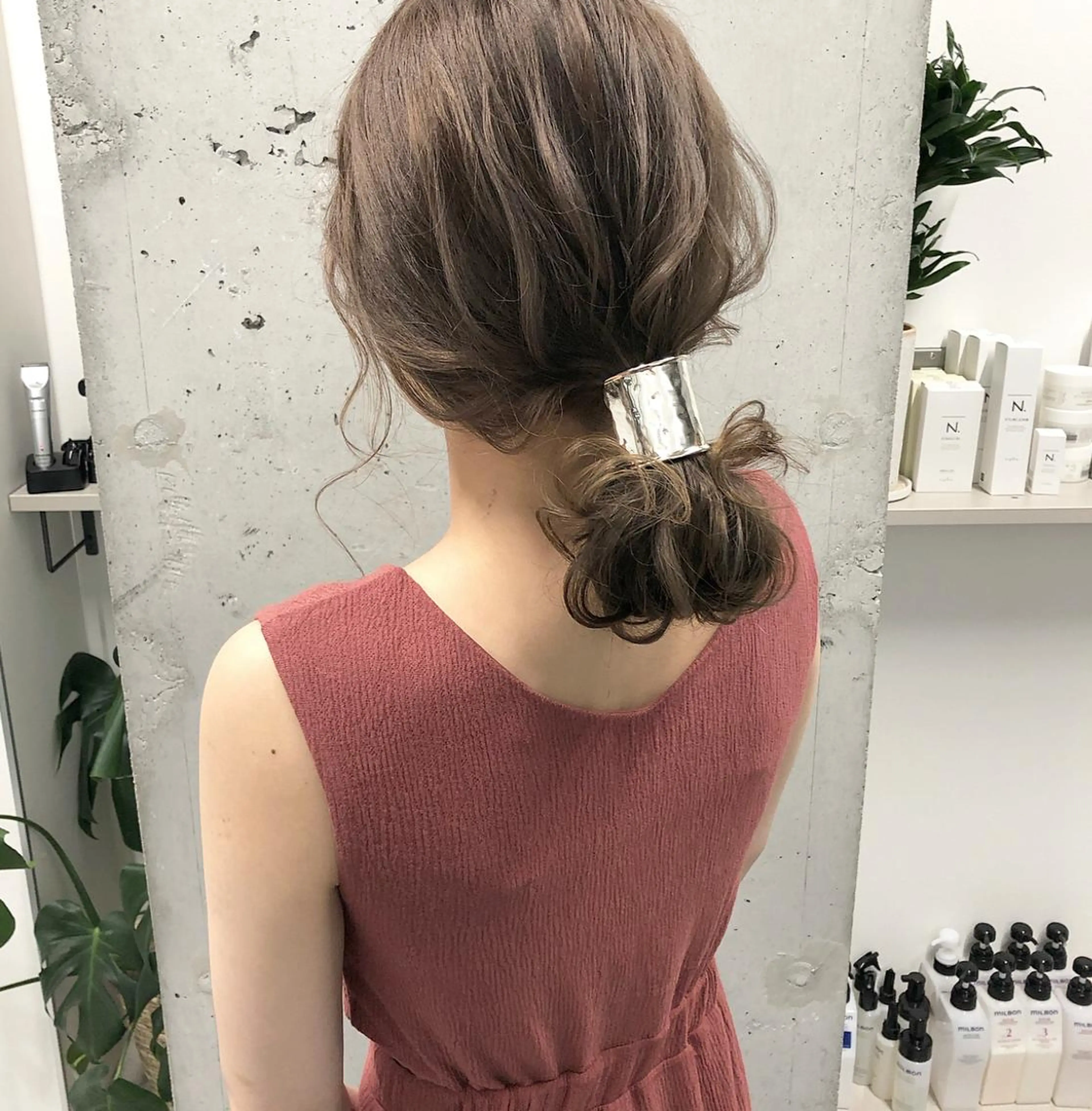 セミロング カラー ヘアアレンジ ベージュカラー autre所属・大久保 ひでなりのヘアスタイル