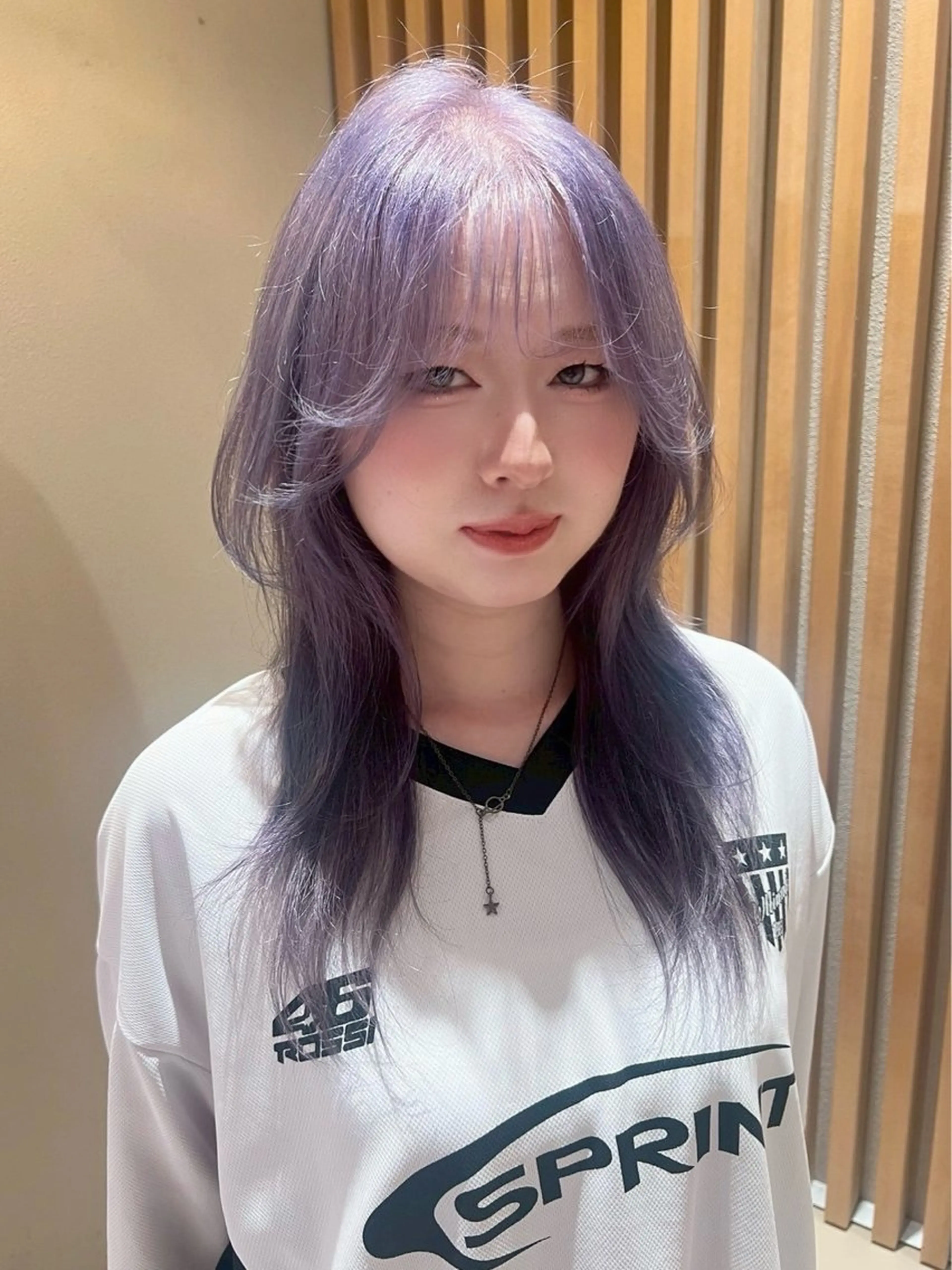 ミディアム カラー ヘアカラー トリートメント レイヤー/韓国 ハイトーン興津史弥のヘアスタイル