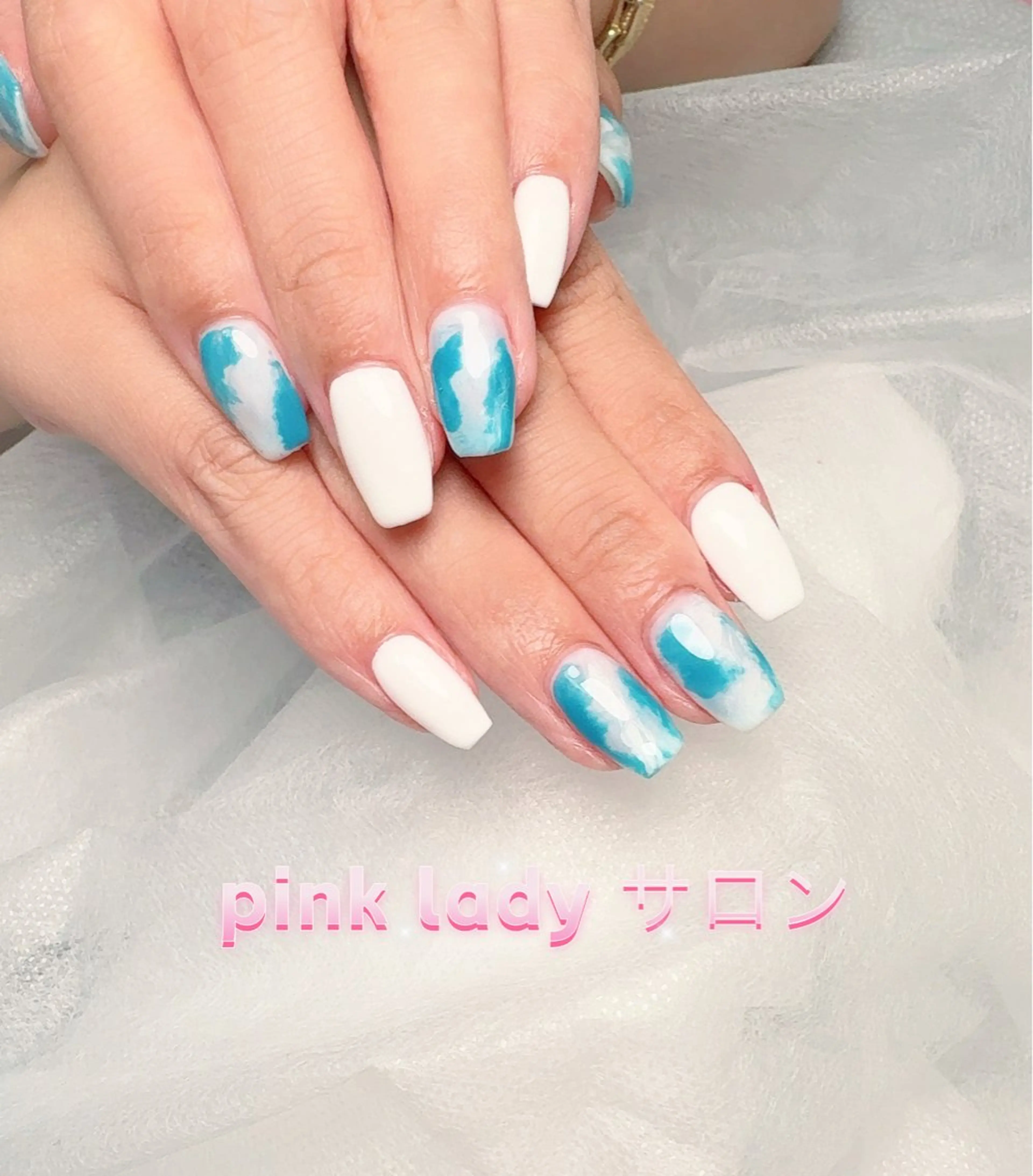 ネイル pink ladyサロン所属・べ にのネイルデザイン