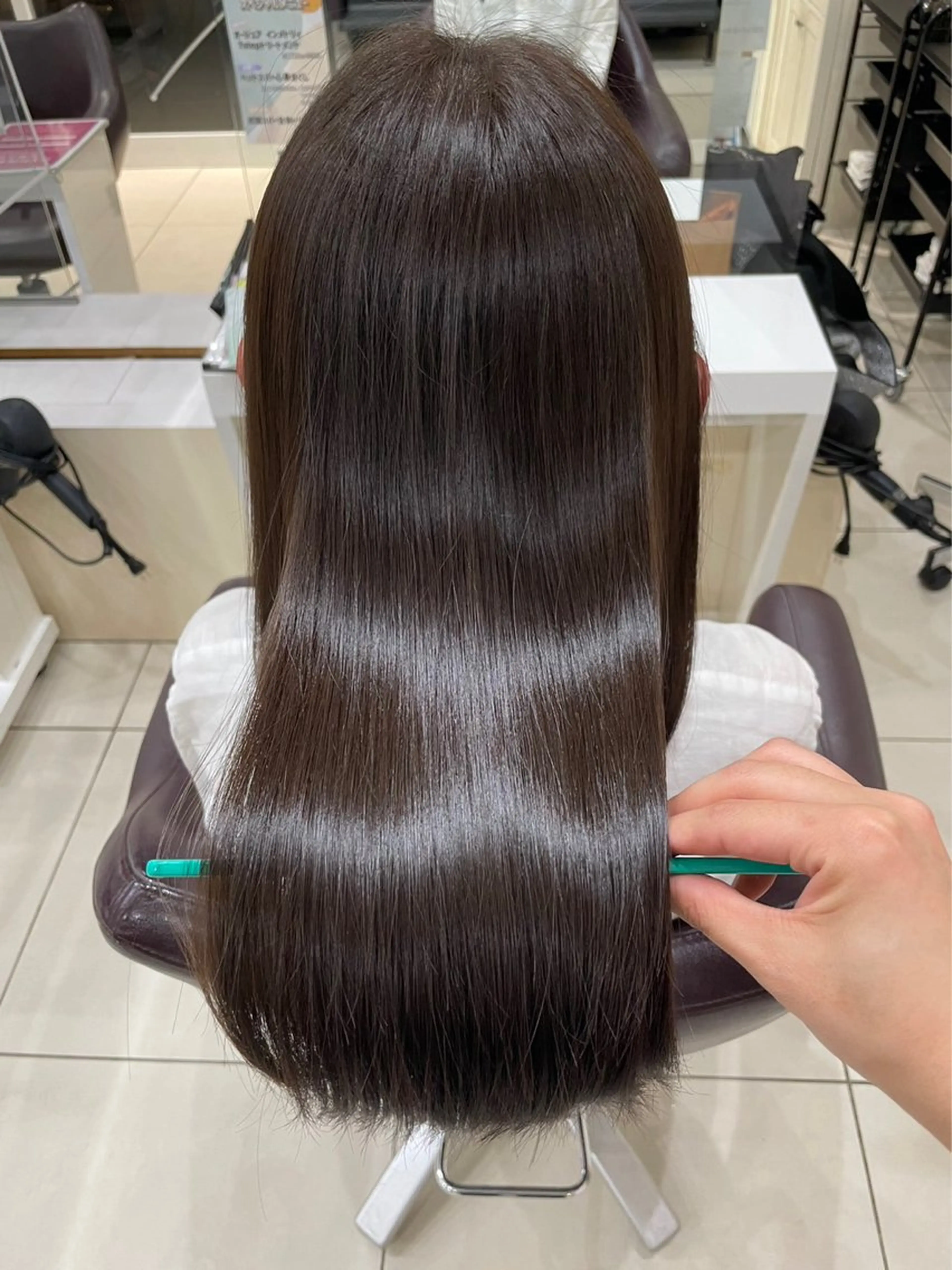 カラー 永井 若菜のヘアスタイル