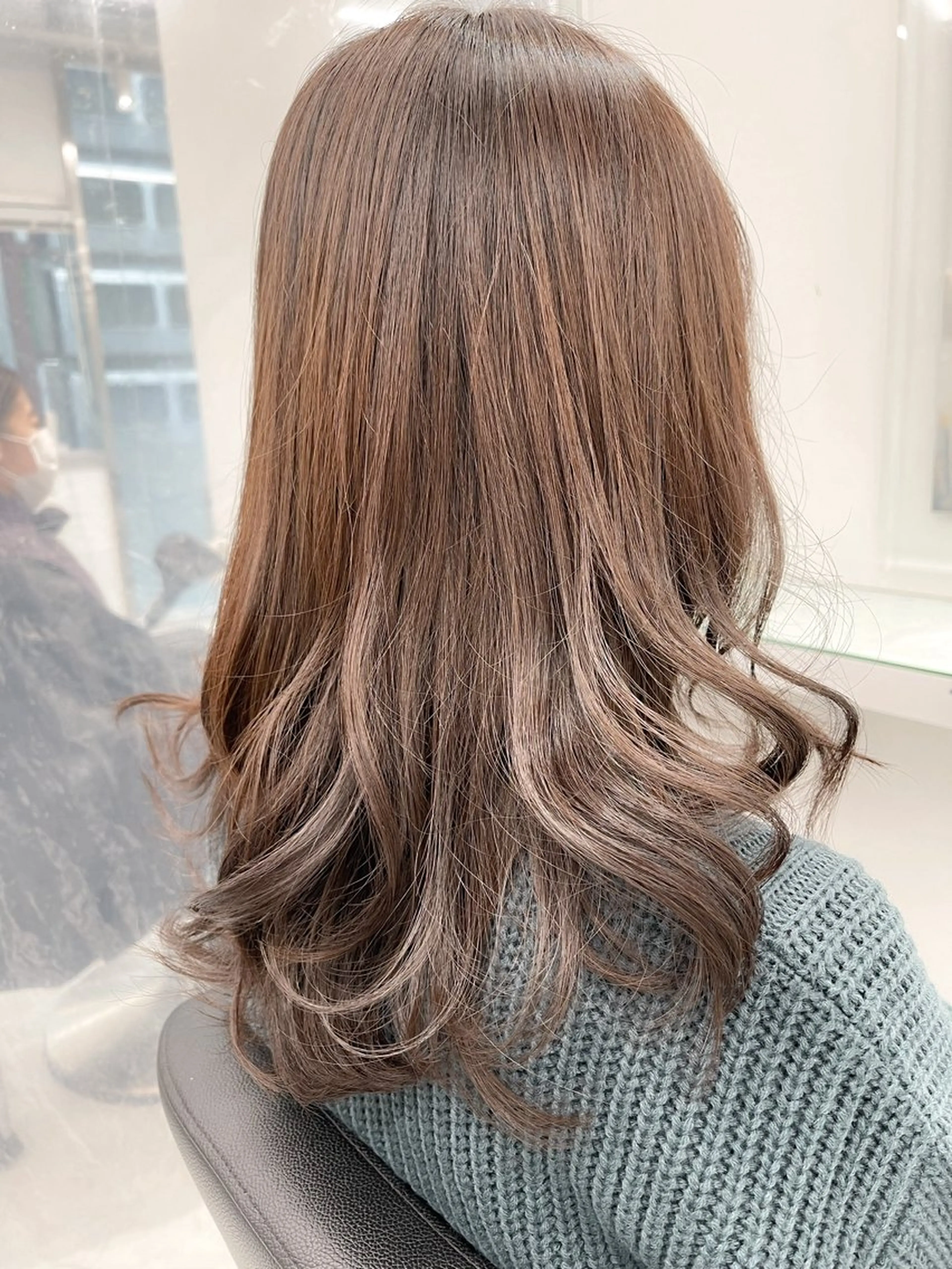 セミロング カット トリートメント ヘッドスパ ヘアセット うる艶/レイヤー 🪞池袋LAND🪞のヘアスタイル