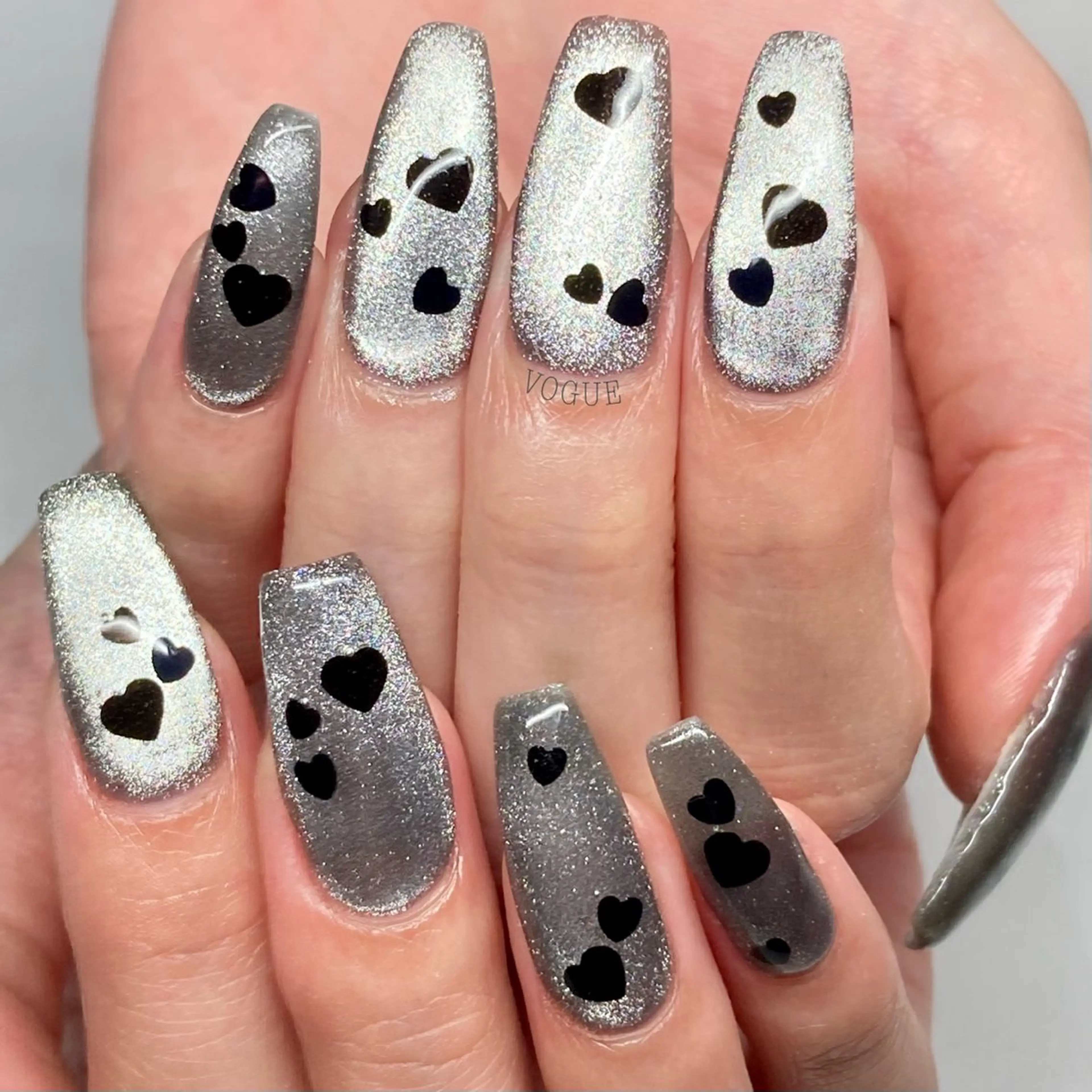 ネイル ハンドネイル VOGUE ×SWANのネイルデザイン