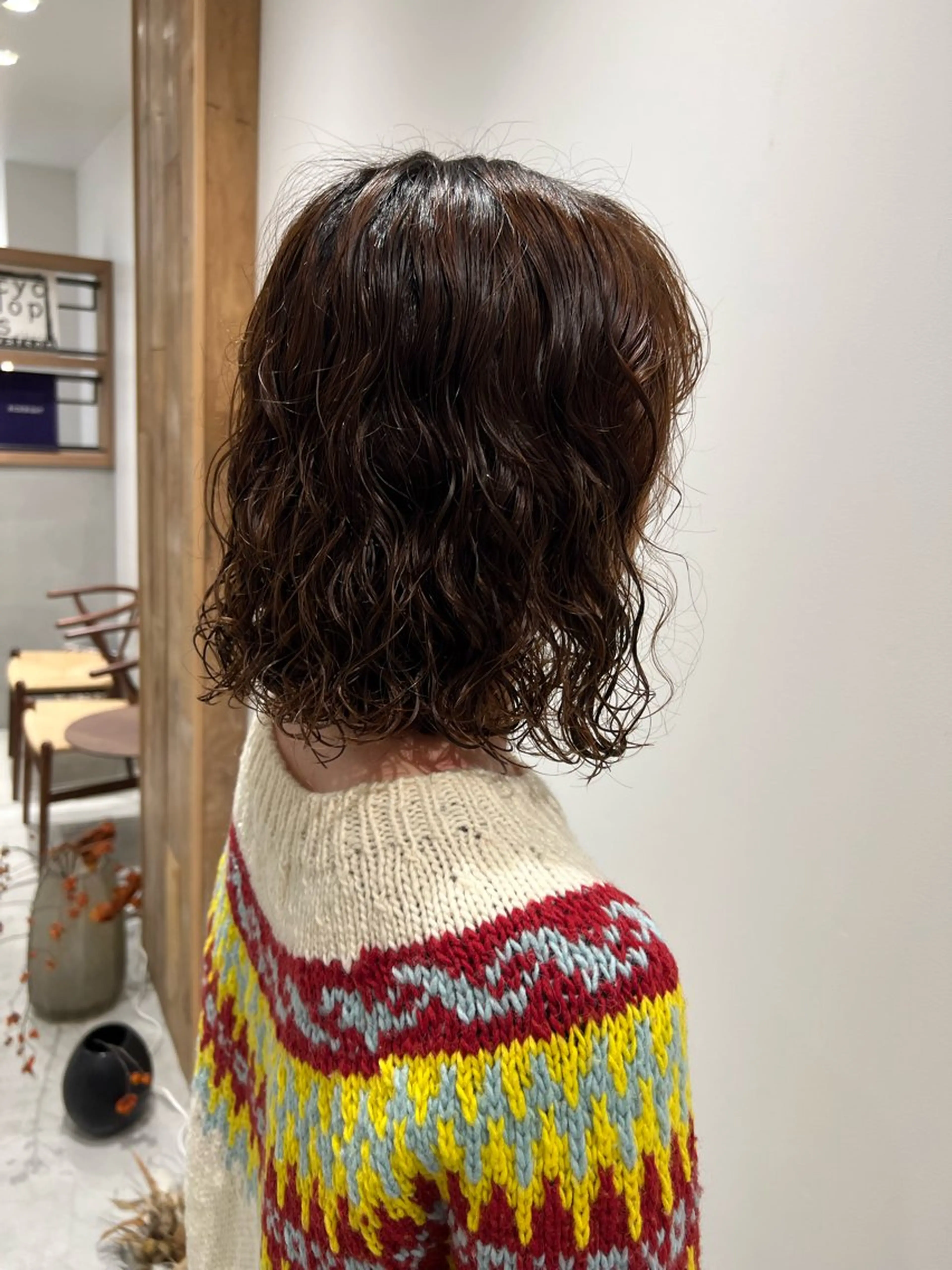 ミディアム パーマ 中山 優里のヘアスタイル