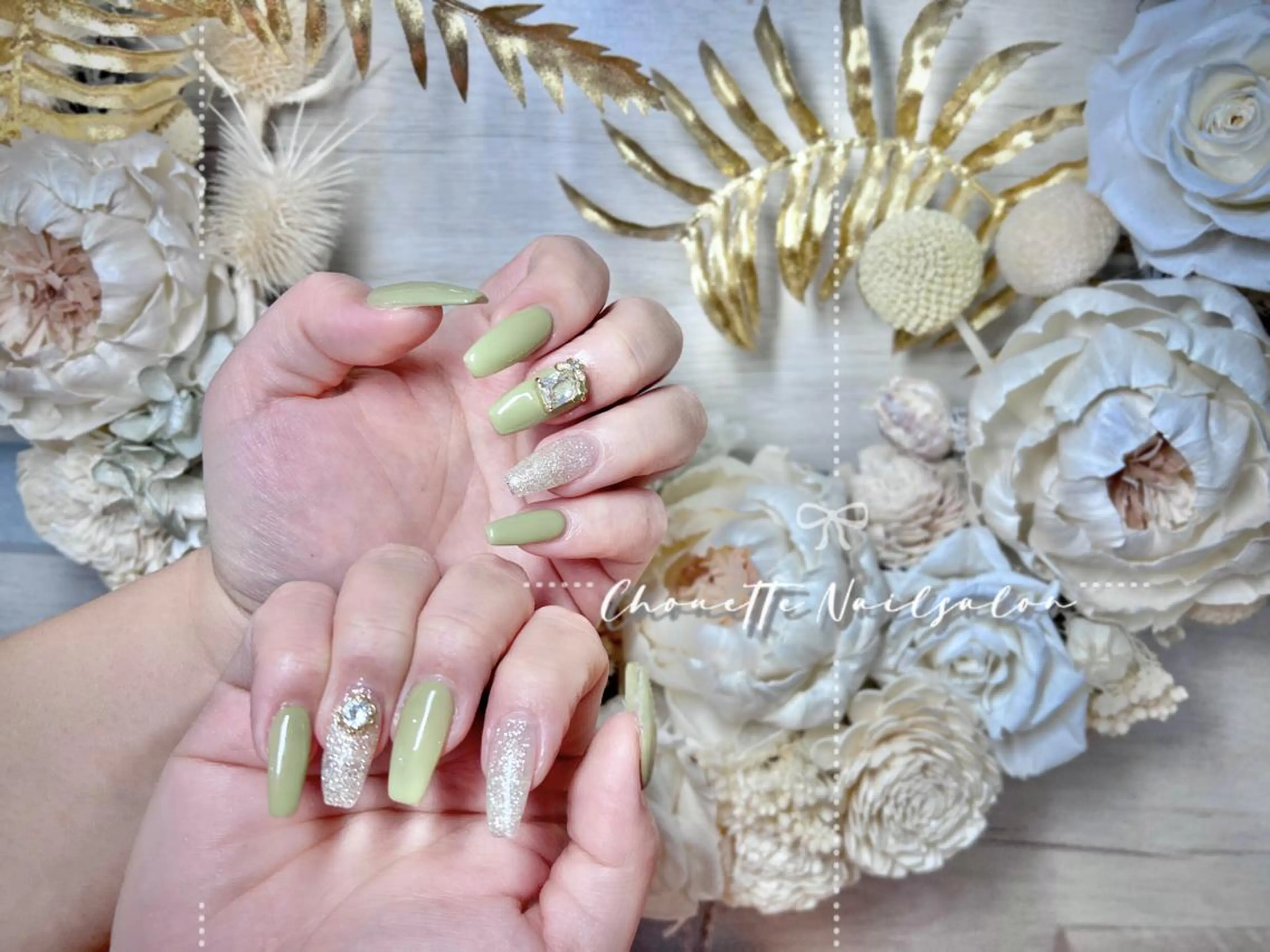 セミロング ハンドネイル Chouette Nailのネイルデザイン